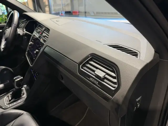 Volkswagen Tiguan view 9