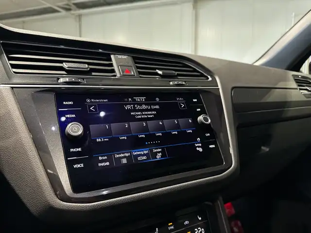 Volkswagen Tiguan view 14