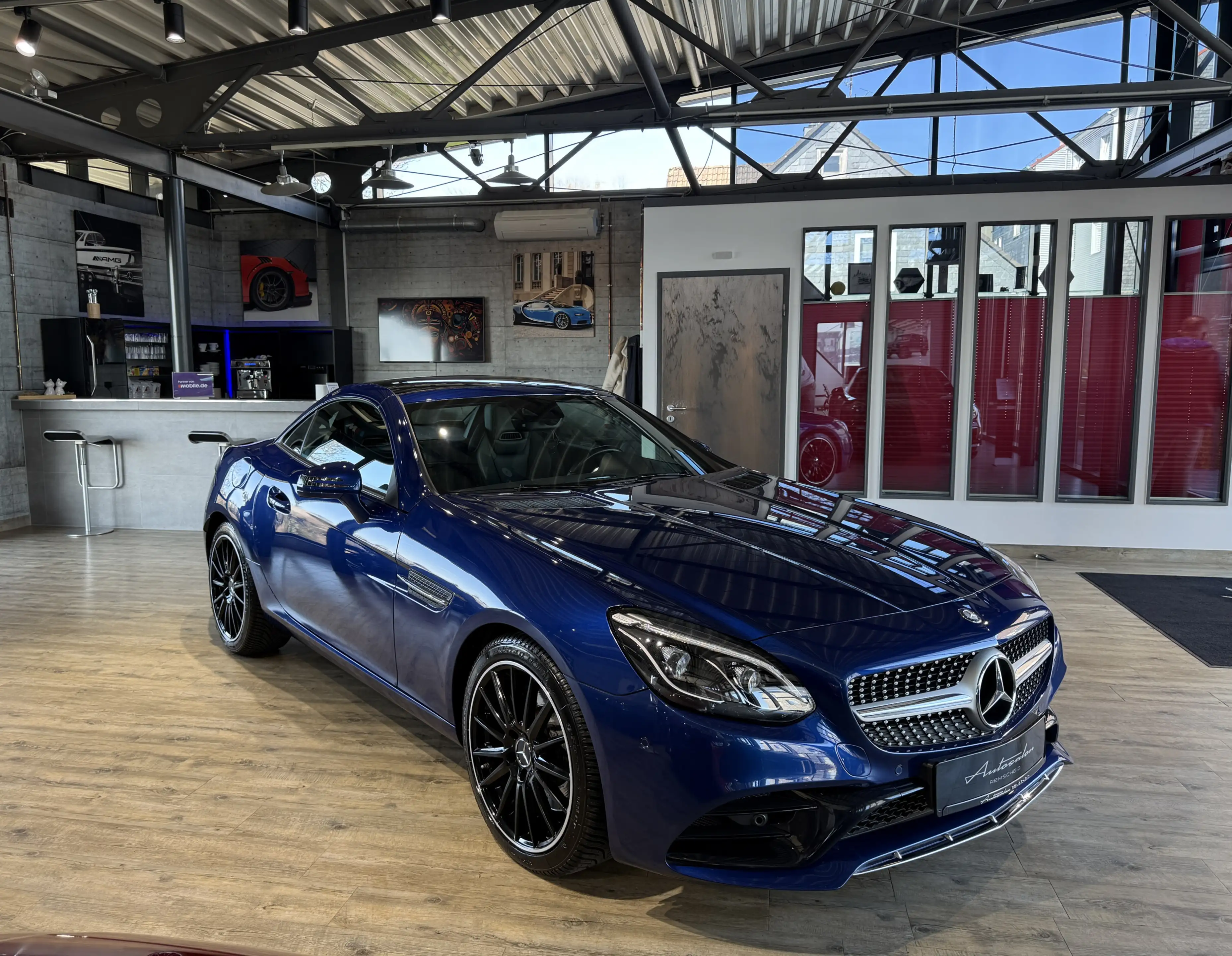 Mercedes-Benz SLC 180 AMG Line*LEDER*AIRSCARF*NAVI*LED*PANOR. — photo 15