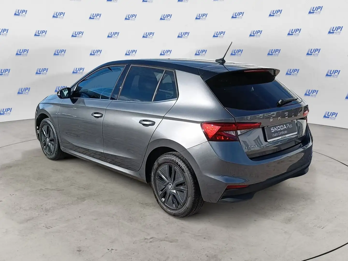 Skoda Fabia 1.0 tsi evo Selection 95cv Gris - 2