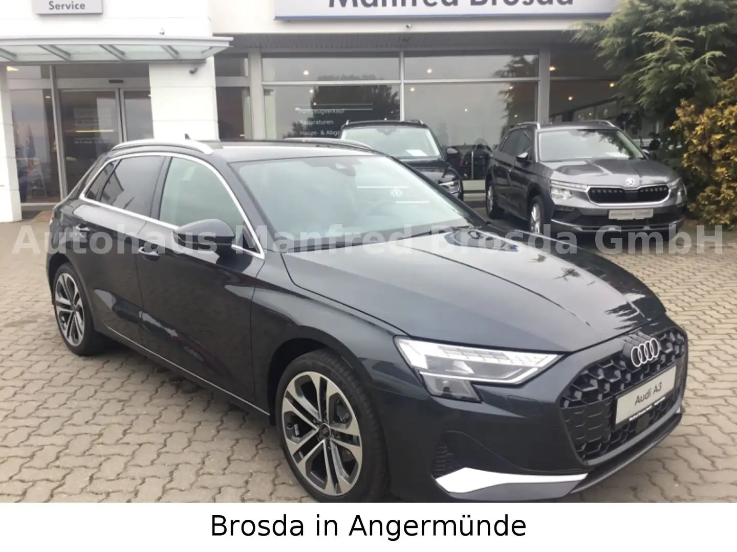 Audi A3 Sportback 35 TFSI advanced mit 15% RABATT Grau - 1