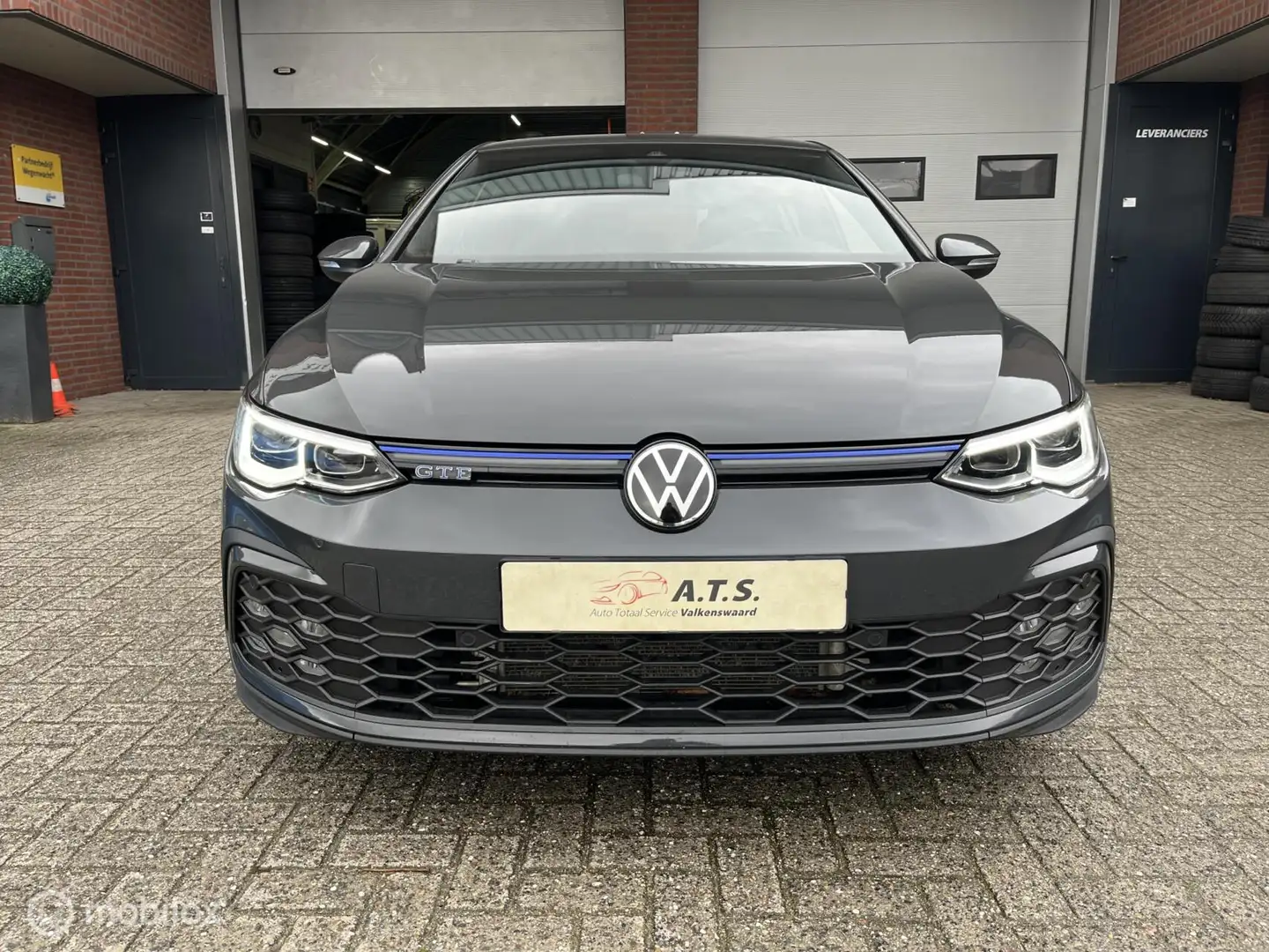 Volkswagen Golf GTE 1.4 eHybrid LED*NAVI*PDC*CARPLAY*CRUISE* Gris - 2