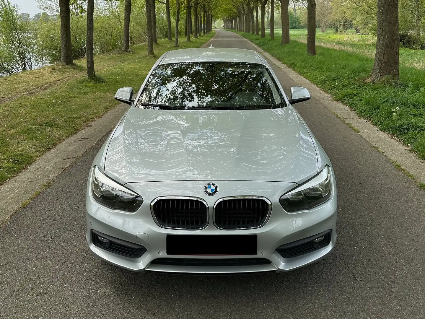 BMW 116 116d Zilver - 1
