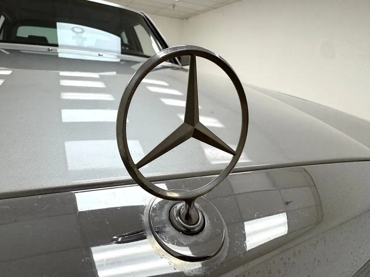 Mercedes-Benz 300SD Sedan, foto 10