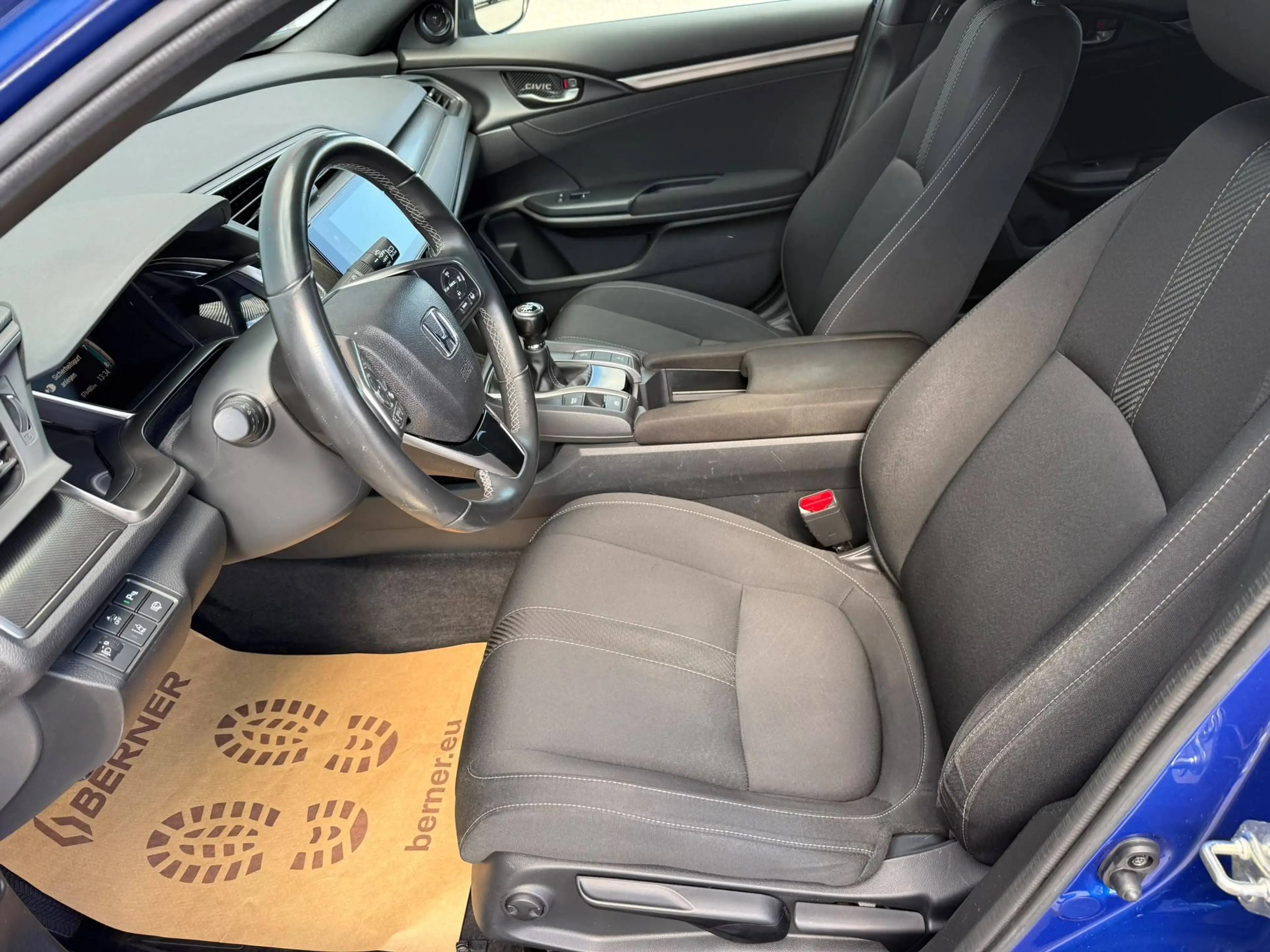Honda Civic 1,0 VTEC Turbo Elegance Type R Paket / KAMERA / SITZHZG / LED — photo 7