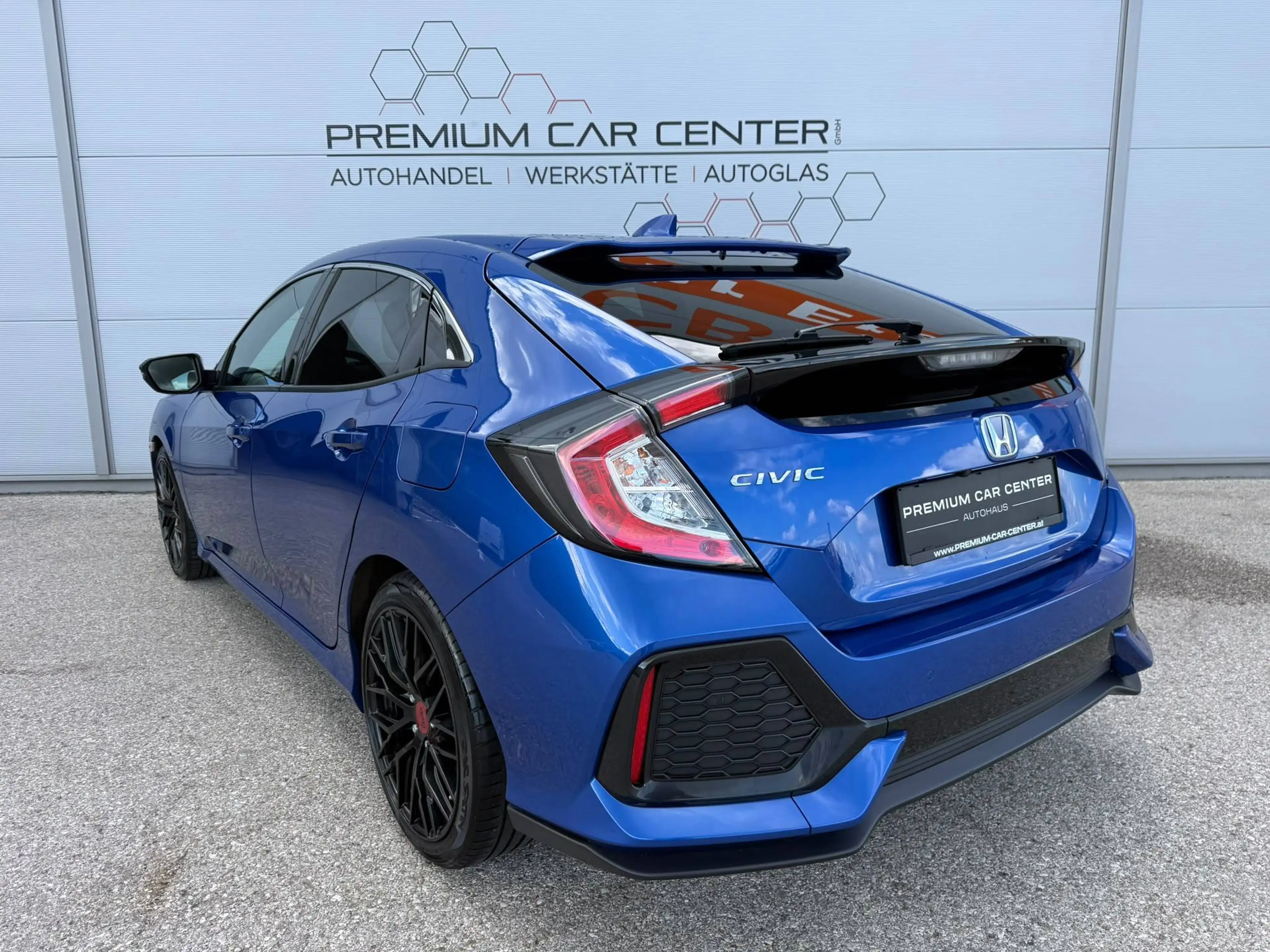 Honda Civic 1,0 VTEC Turbo Elegance Type R Paket / KAMERA / SITZHZG / LED — photo 6