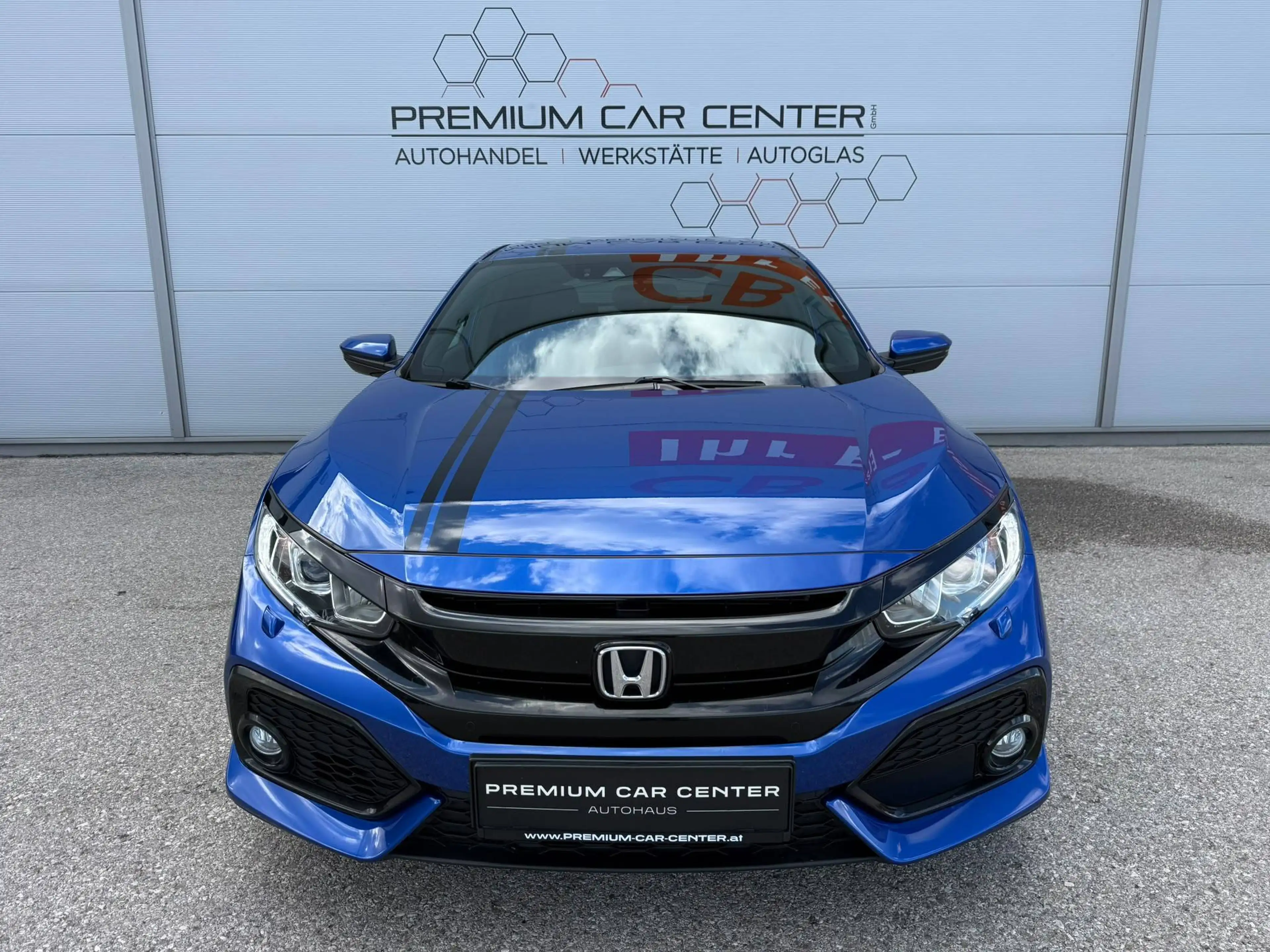 Honda Civic 1,0 VTEC Turbo Elegance Type R Paket / KAMERA / SITZHZG / LED — photo 2