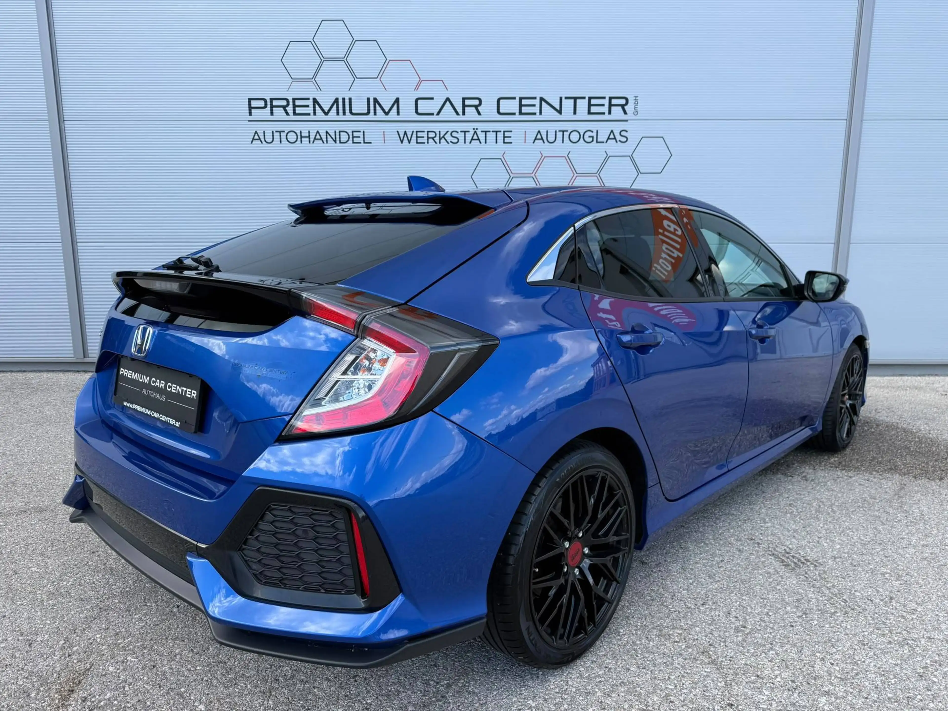 Honda Civic 1,0 VTEC Turbo Elegance Type R Paket / KAMERA / SITZHZG / LED — photo 4