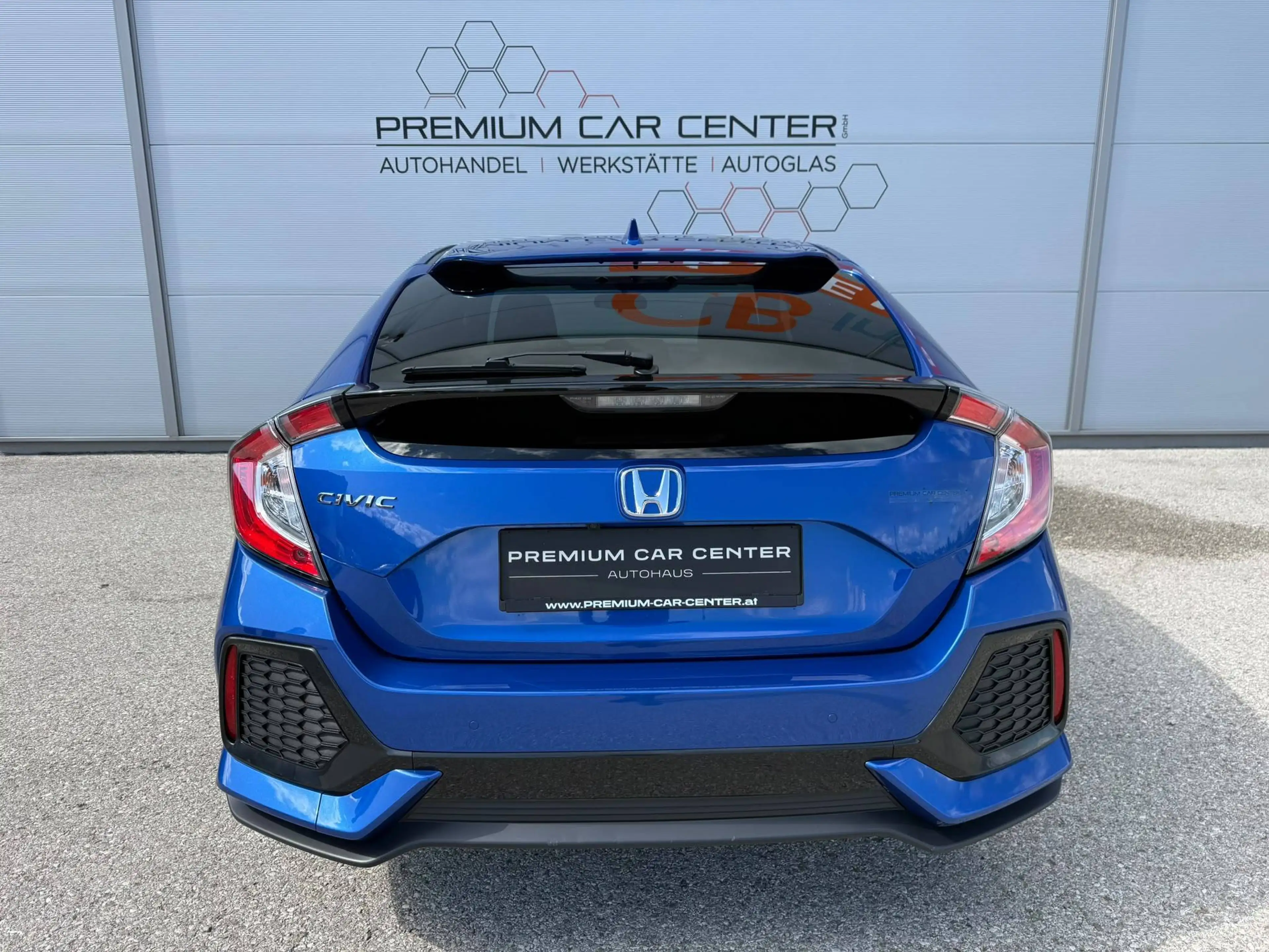 Honda Civic 1,0 VTEC Turbo Elegance Type R Paket / KAMERA / SITZHZG / LED — photo 5