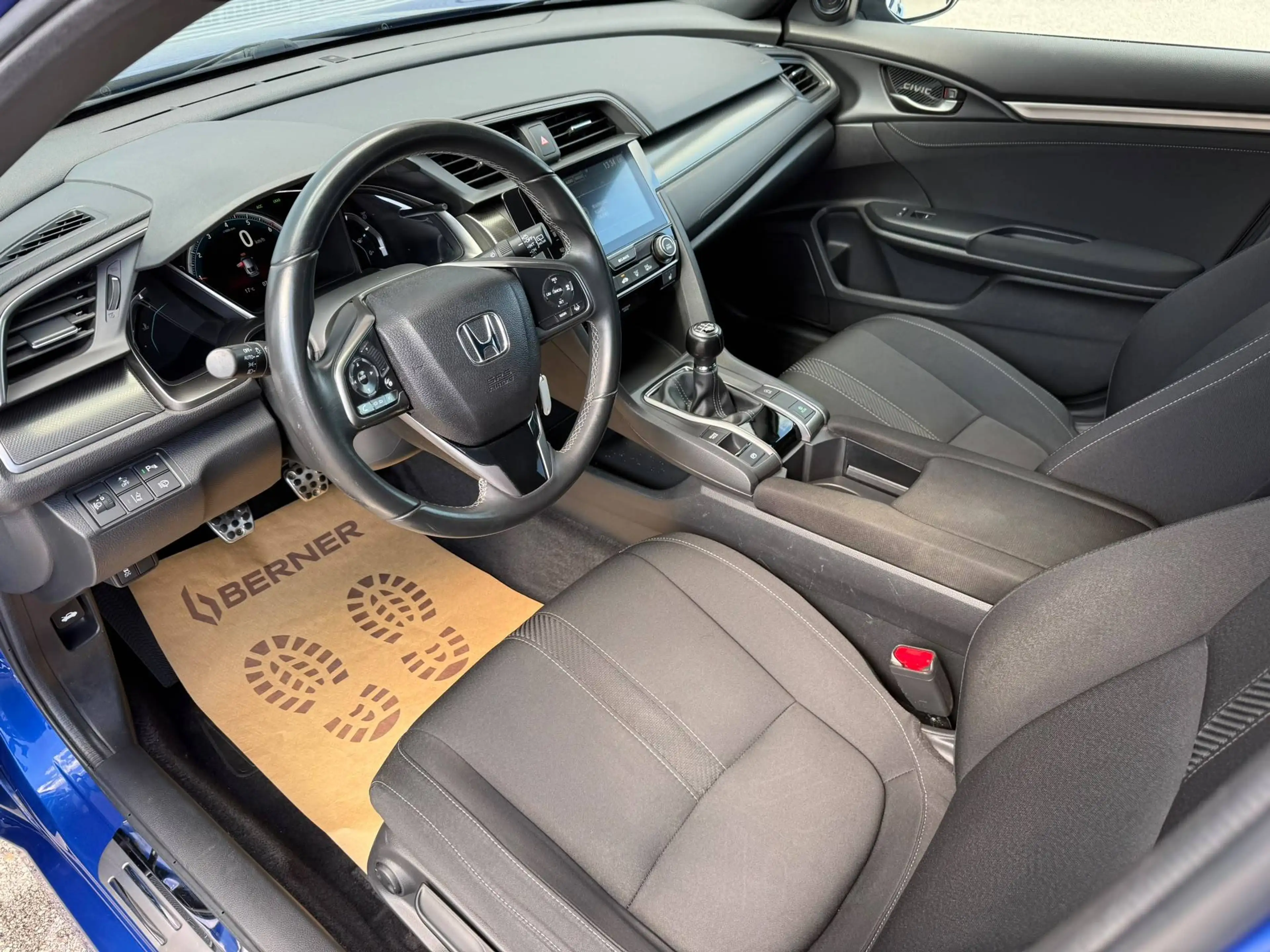 Honda Civic 1,0 VTEC Turbo Elegance Type R Paket / KAMERA / SITZHZG / LED — photo 8