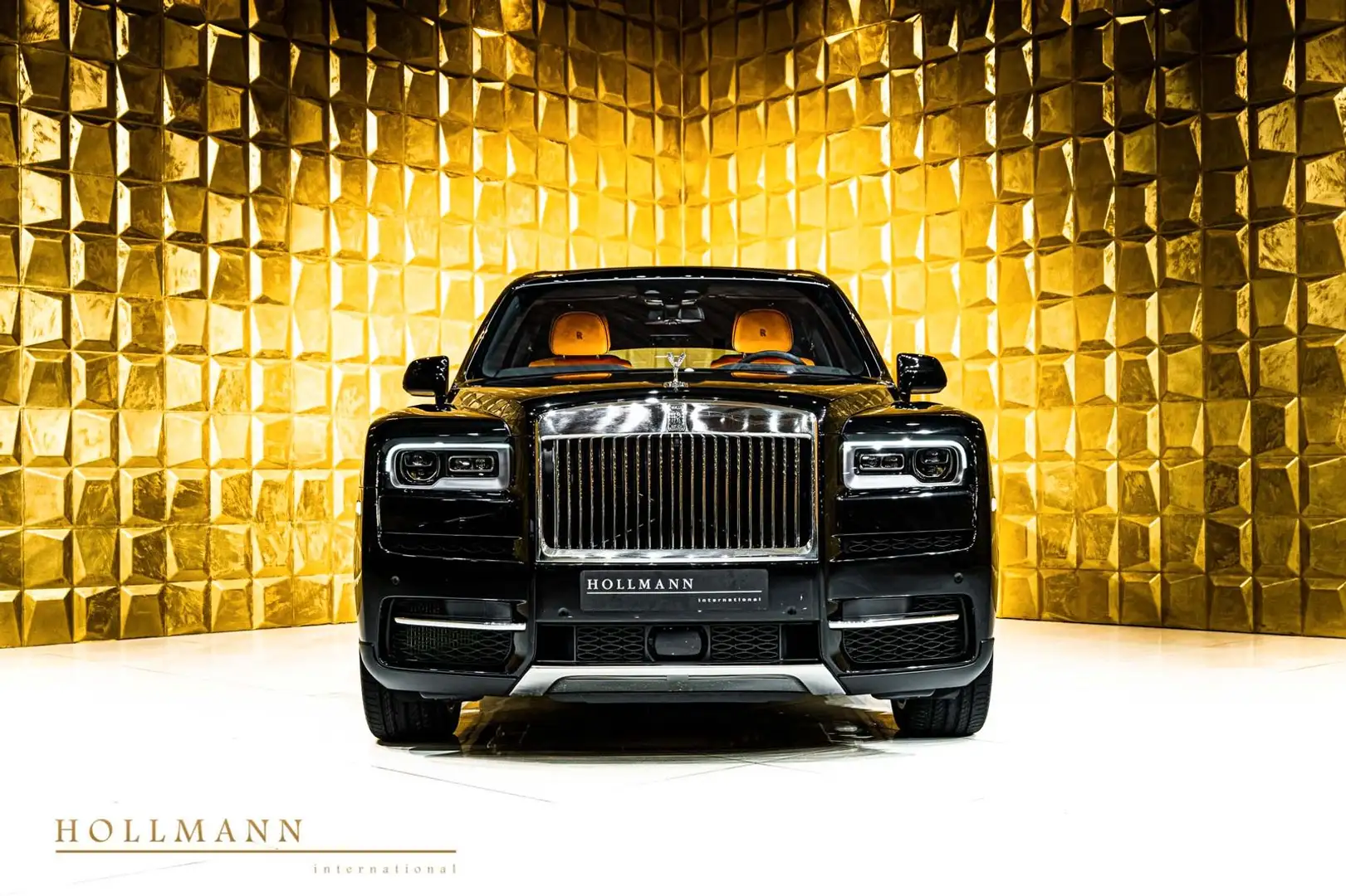 Rolls-Royce Cullinan + LOUNGE SEATS + SKY LIGHTS + MY2024 Siyah - 2