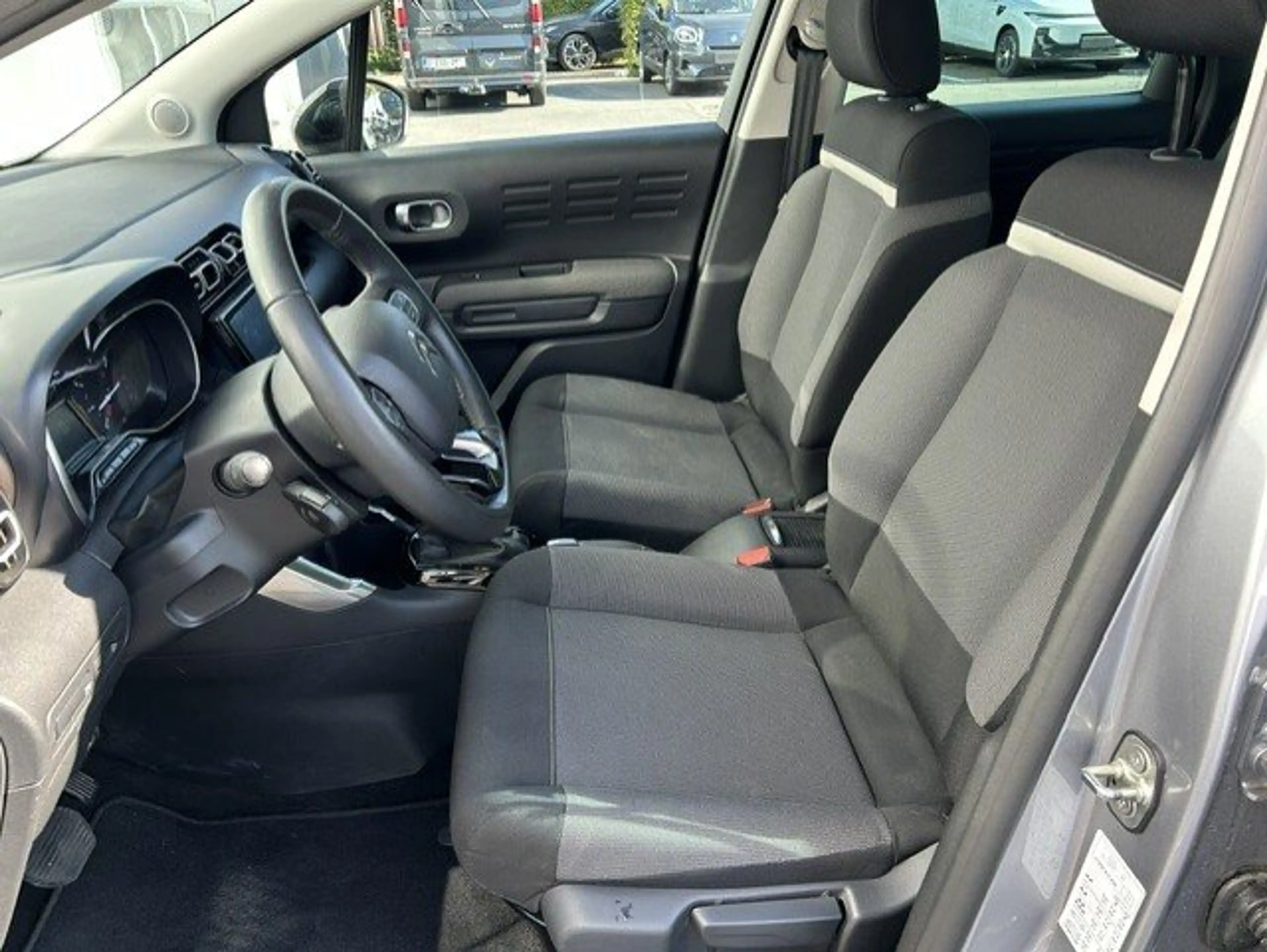 Citroen C3 Aircross Max 1.2 PureTech EAT6 — photo 11