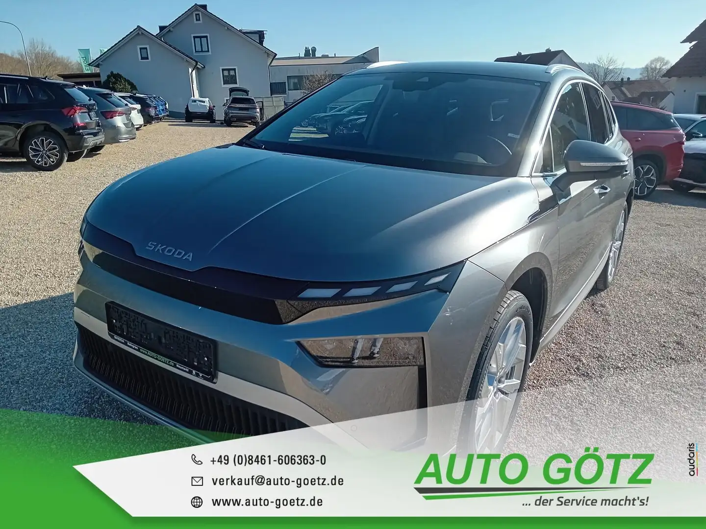 Skoda Enyaq 60 Loft NEUES MODELL AHK-Vorb/Navi/Kamera/Matrix/L Grau - 1