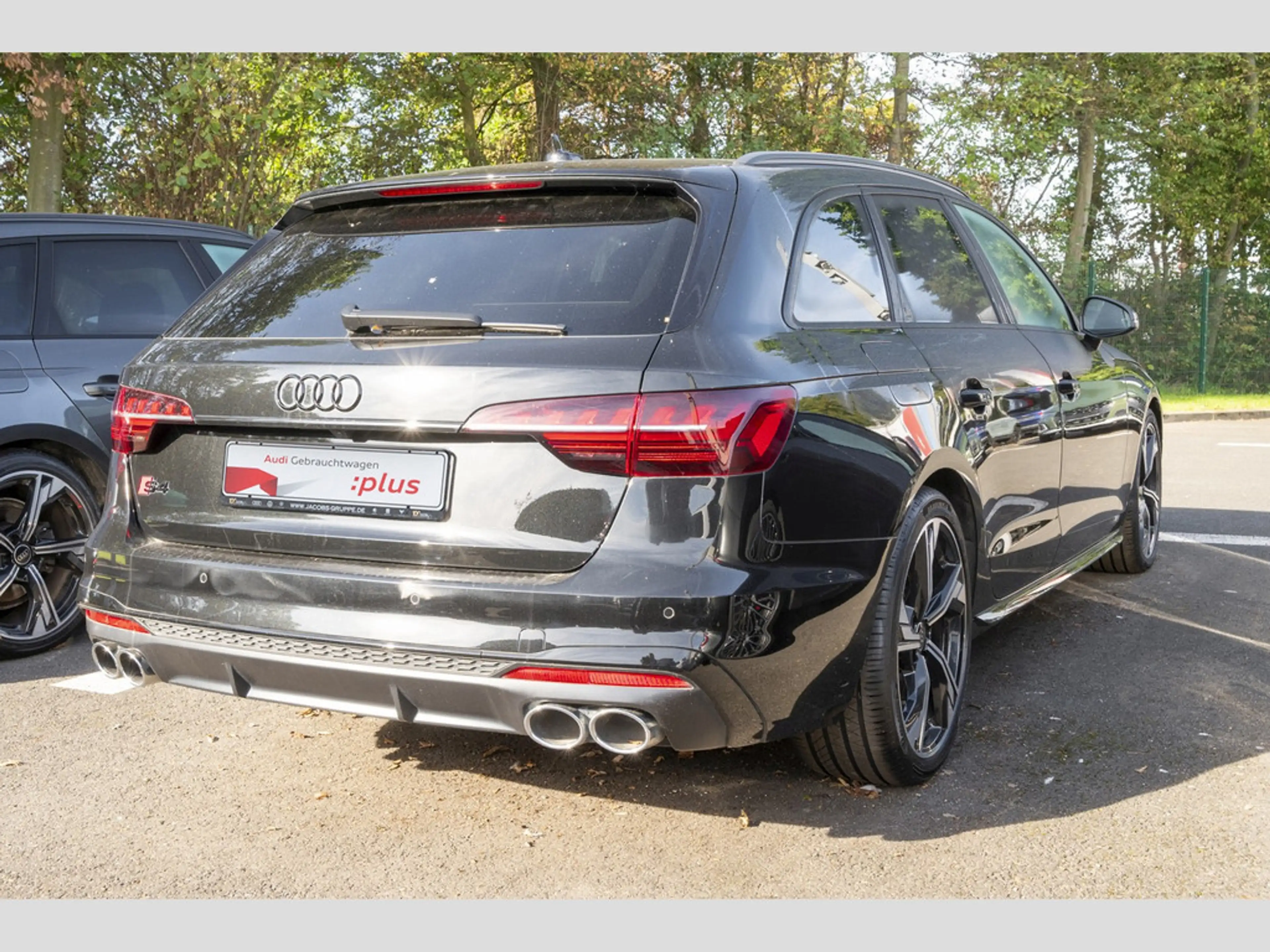 Audi S4 Avant 3.0 TDI quattro Optik schwarz/Matrix LED/Businesspaket/Smartp — photo 4