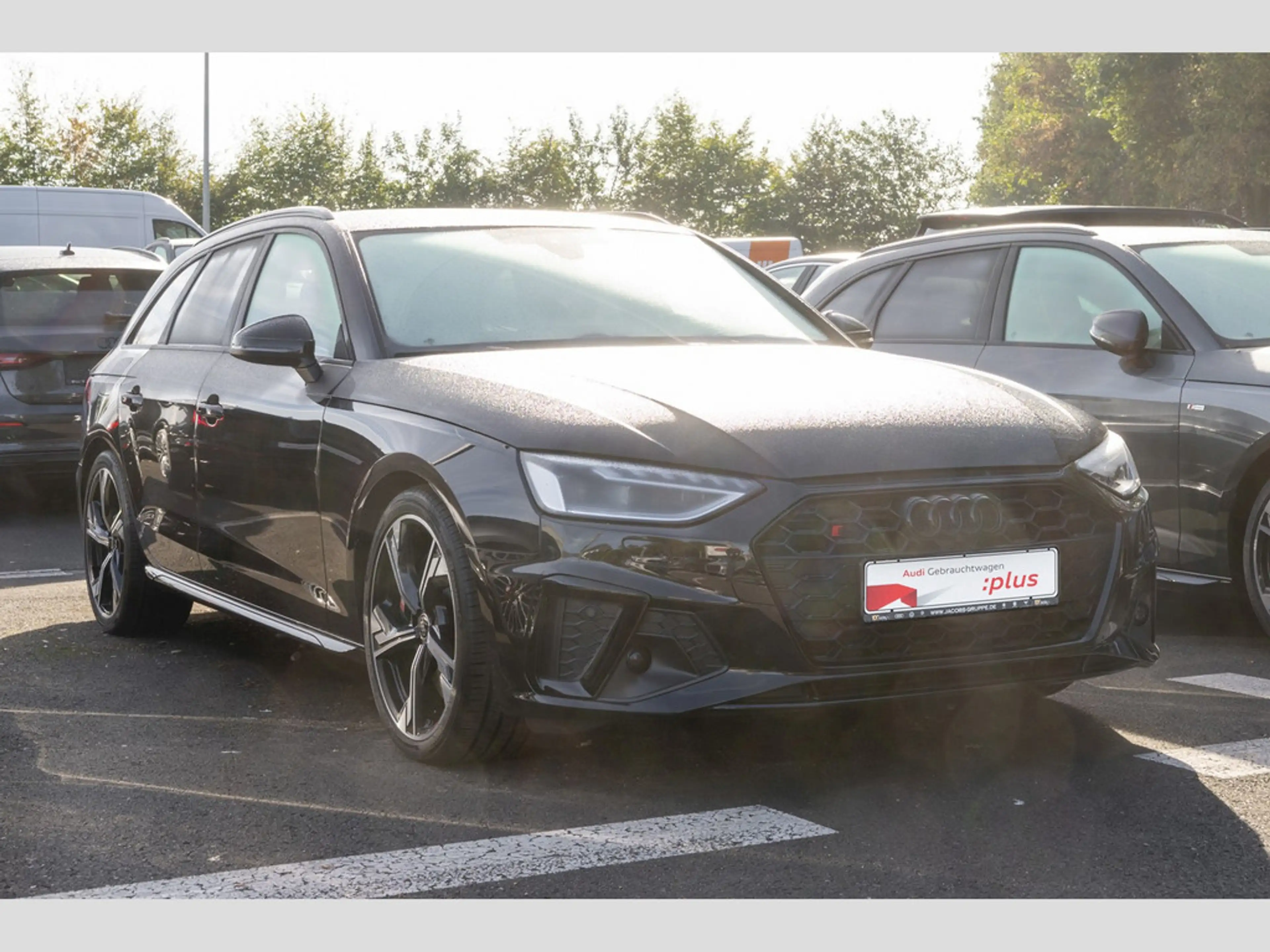 Audi S4 Avant 3.0 TDI quattro Optik schwarz/Matrix LED/Businesspaket/Smartp — photo 3