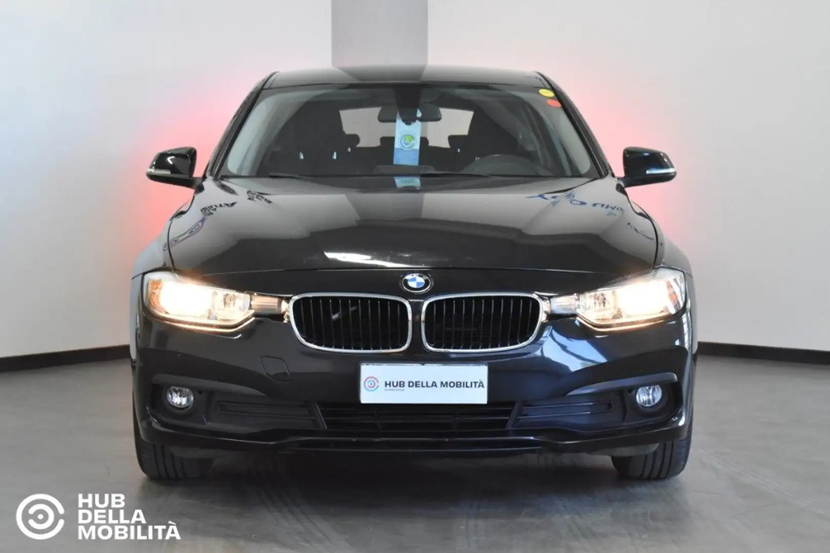 BMW 318 d Touring Business Advantage aut. Nero - 1