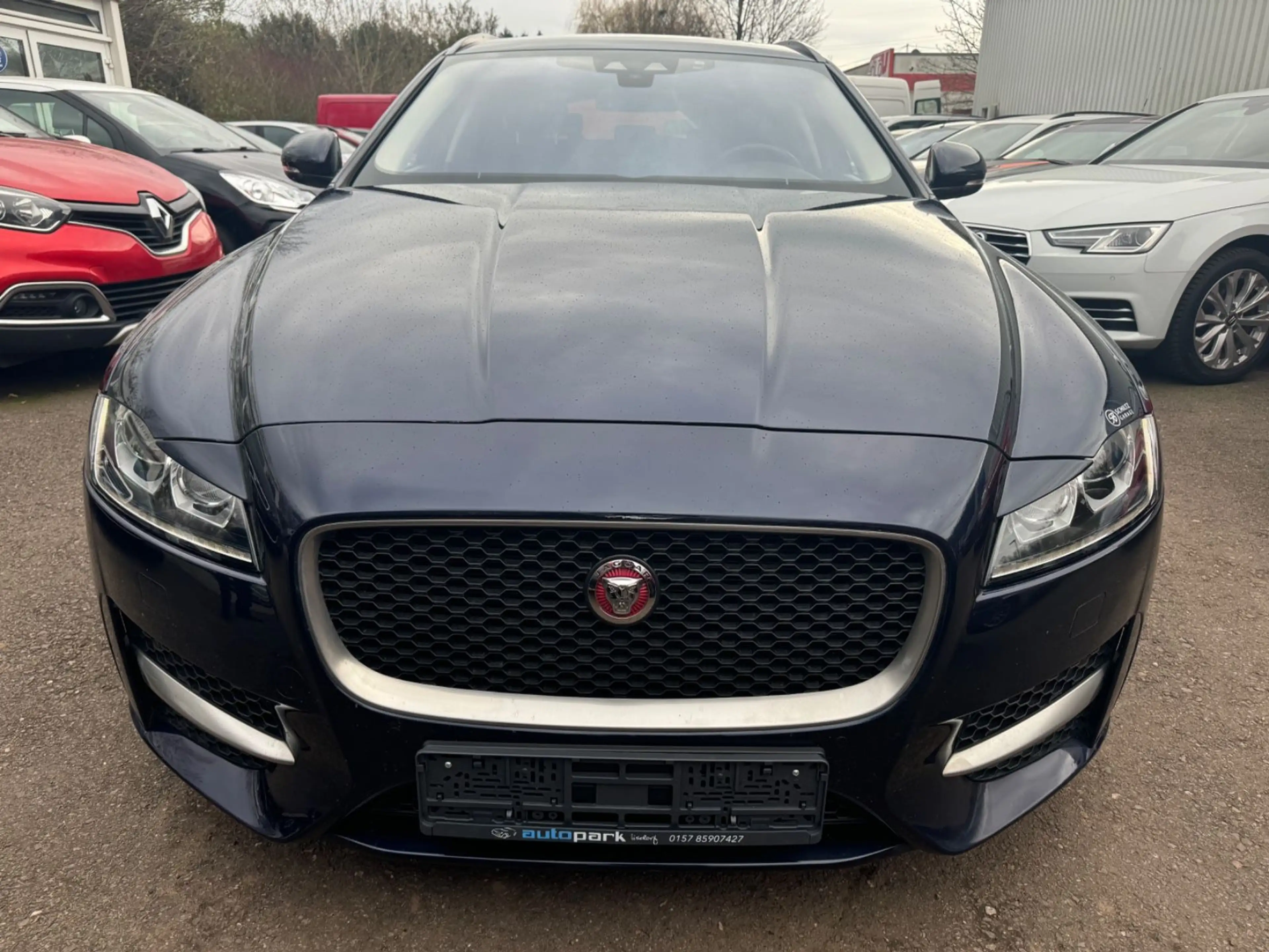 Jaguar XF Sportbrake R-Sport AWD Leder+Navi+HUD+LED — photo 2