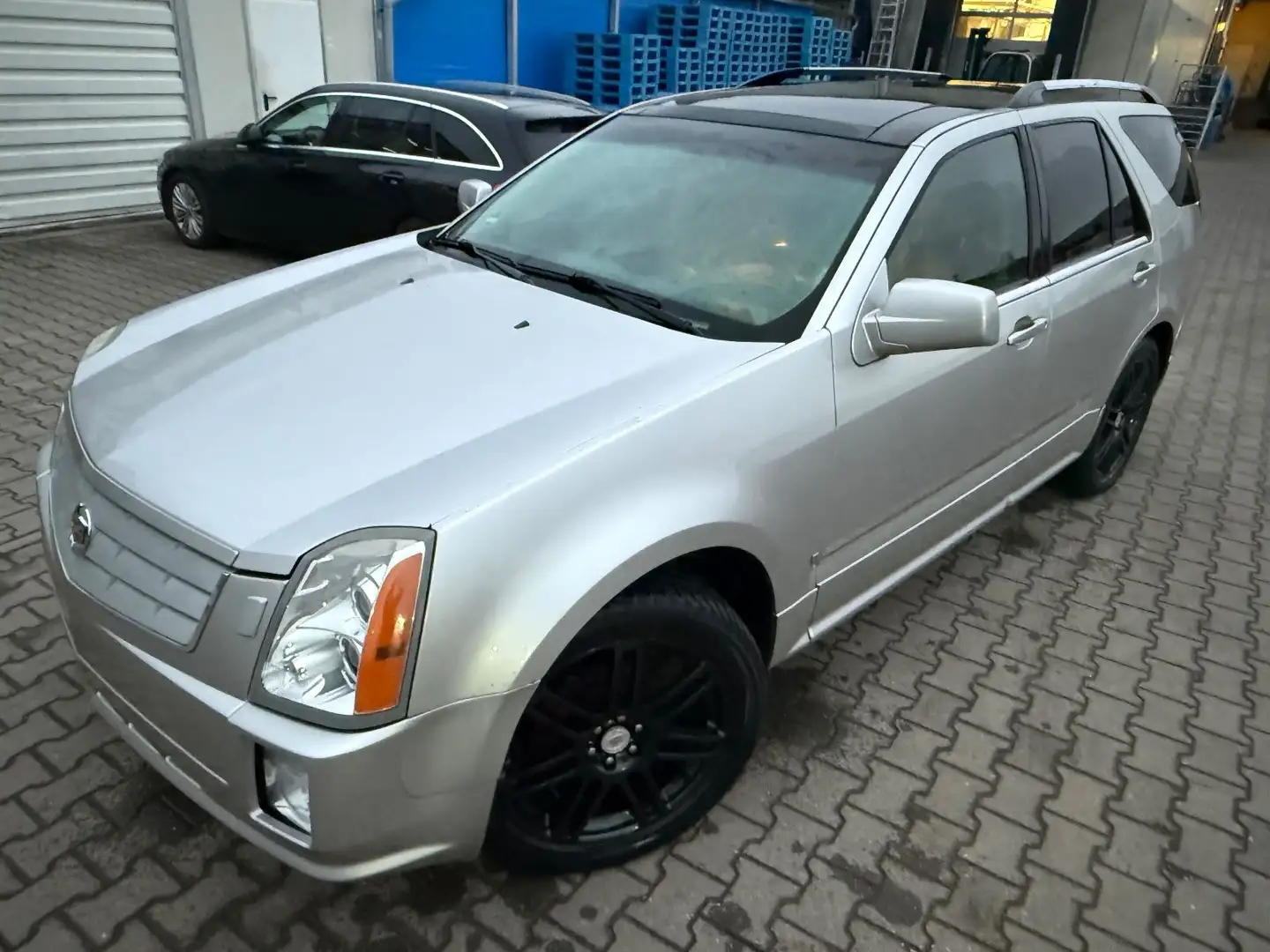 Cadillac SRX V8 AWD Sport Luxury Bose Gas-Anlage Silber - 2
