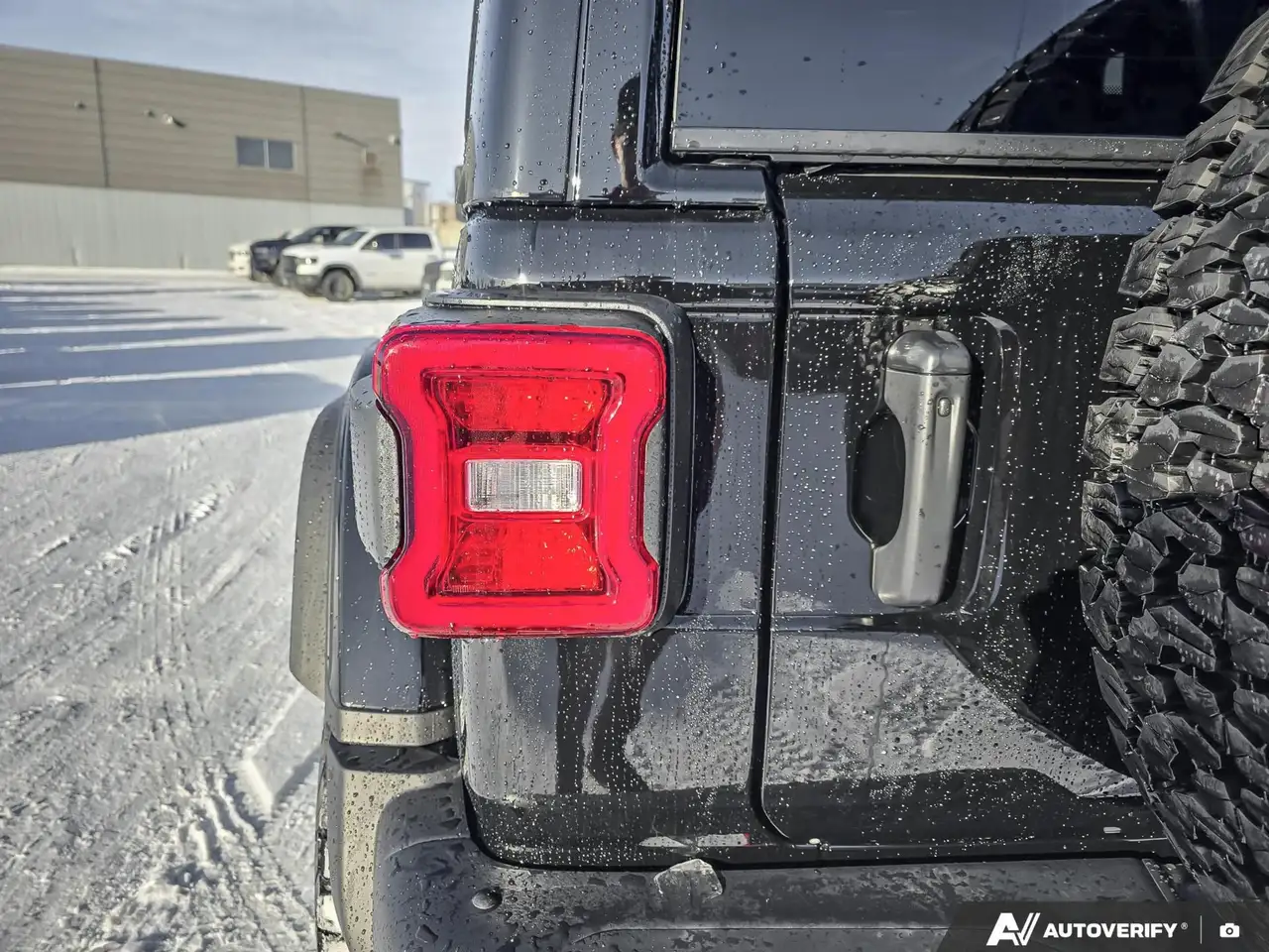 Jeep Wrangler снимка Jeep Wrangler