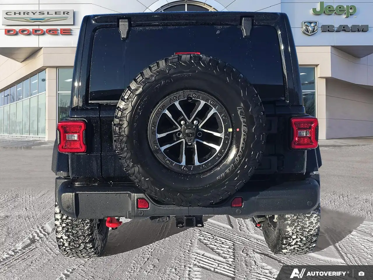 Jeep Wrangler снимка Jeep Wrangler