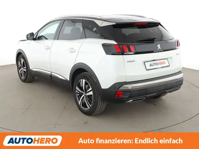 Peugeot 3008 view 4