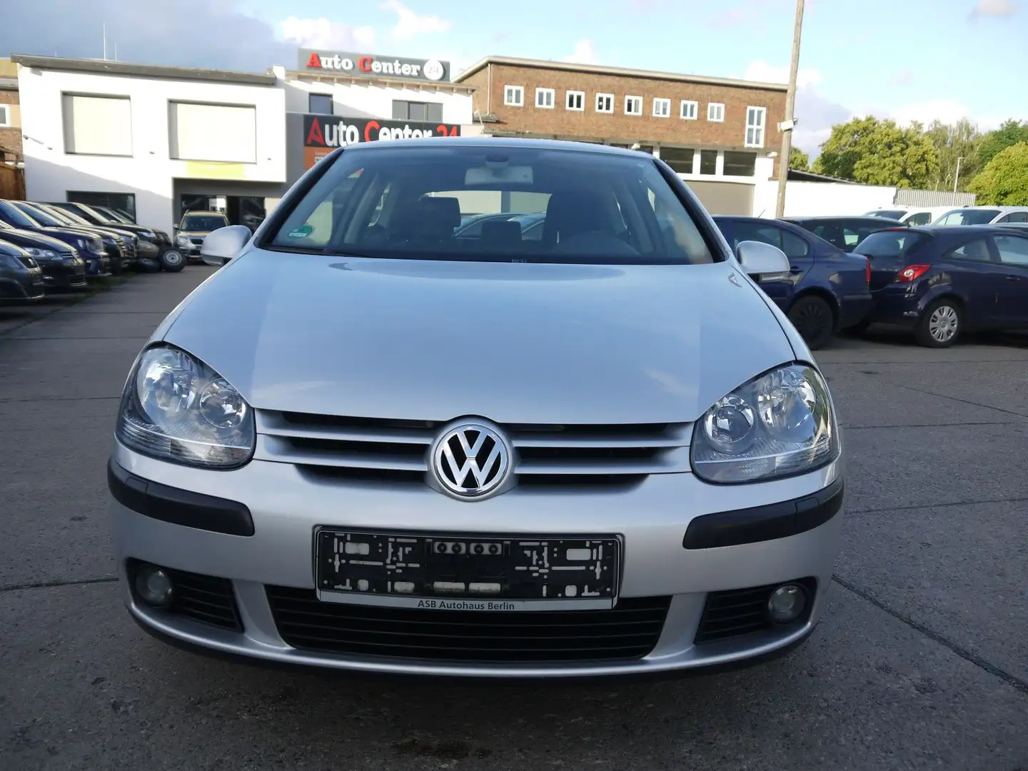 Volkswagen Golf V Lim/Autom./Navi/Temp./Sitzheizung Silber - 2