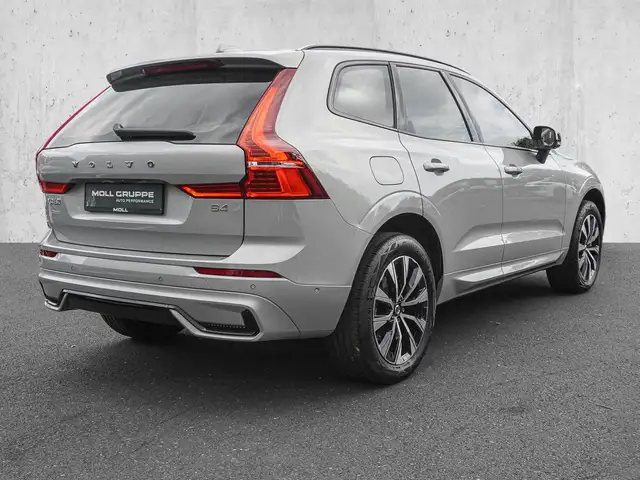 Volvo XC60 view 4