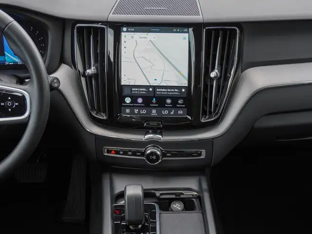 Volvo XC60 view 12