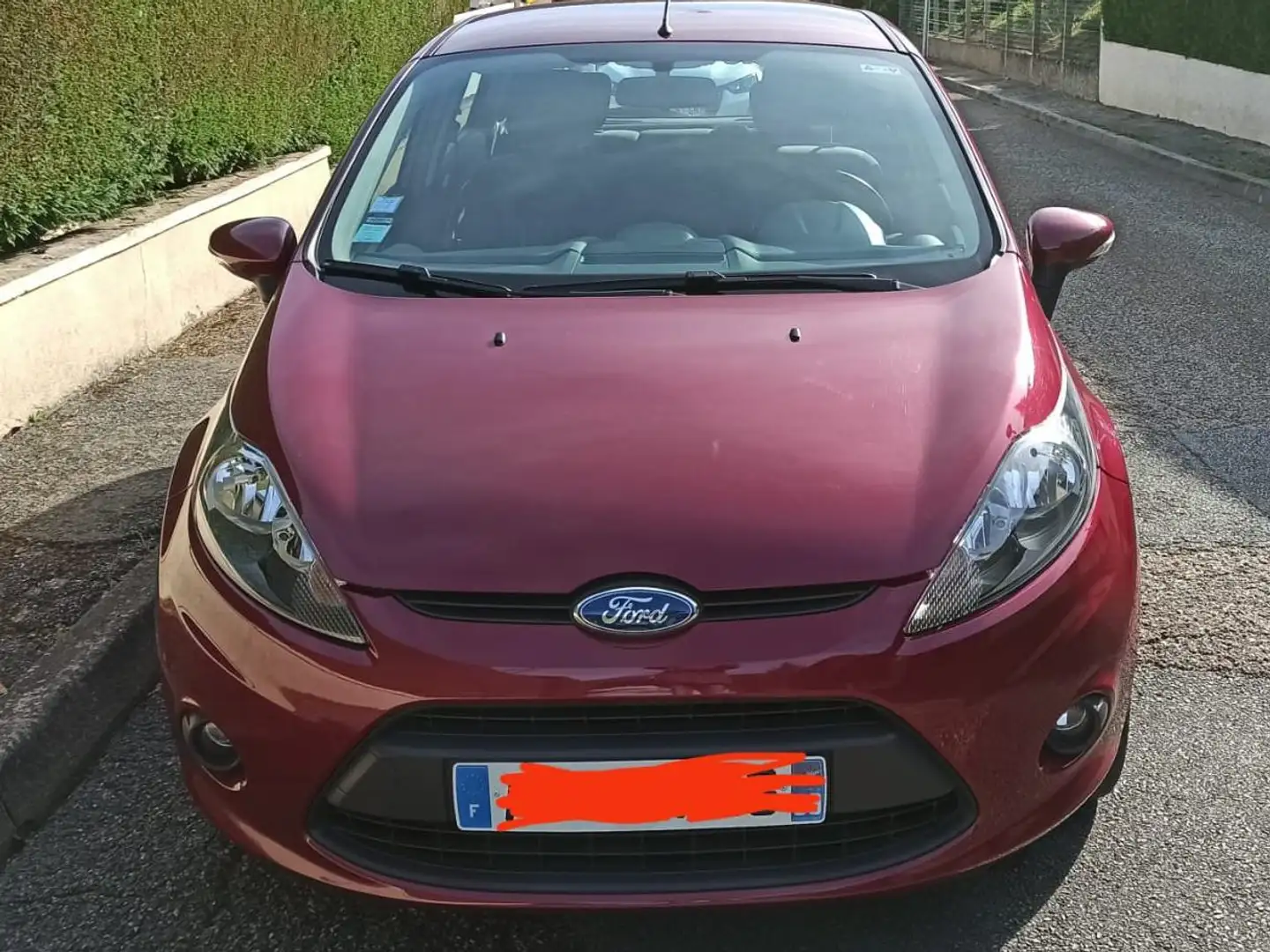 Ford Fiesta 1.4 TDCi 68 Trend Rouge - 1