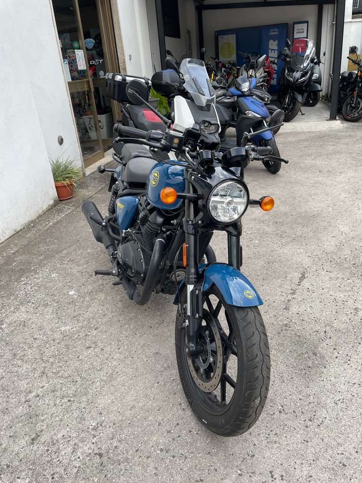 Royal Enfield Shot Gun 650 Royal Enfield Shotgun 650 – Plasma Blue