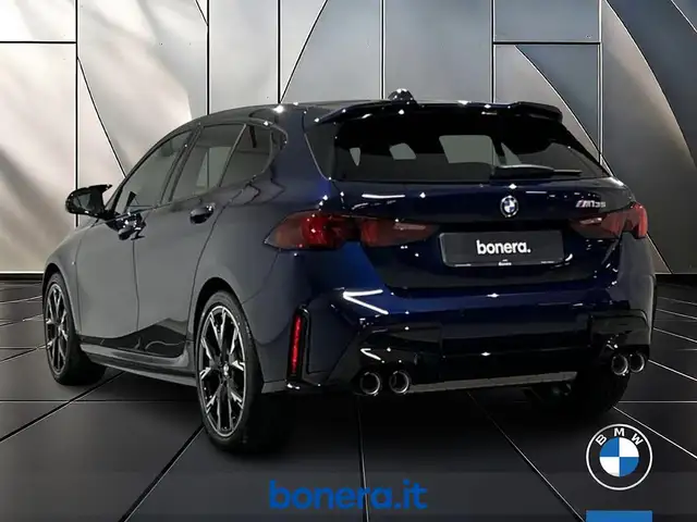 BMW M5 view 7