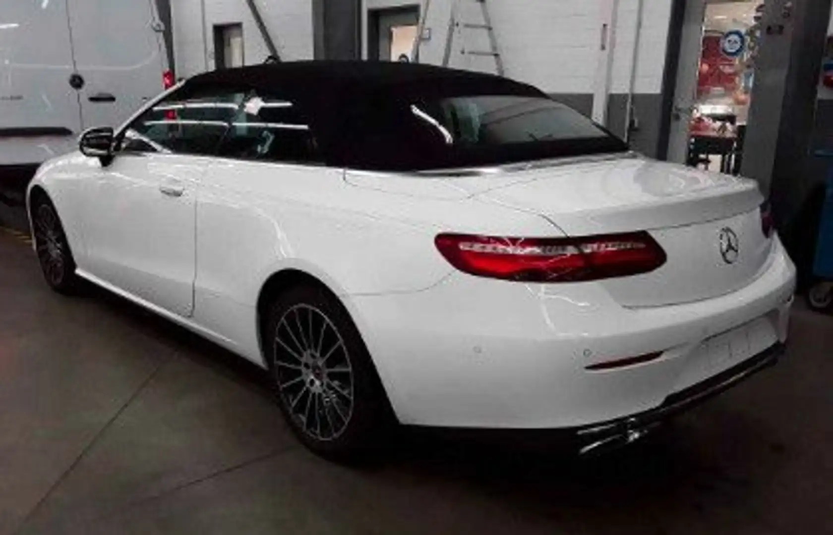 Mercedes-Benz E 200 Cabrio * 2.HD * U-FREI * KD NEU * KAMERA * Weiß - 2