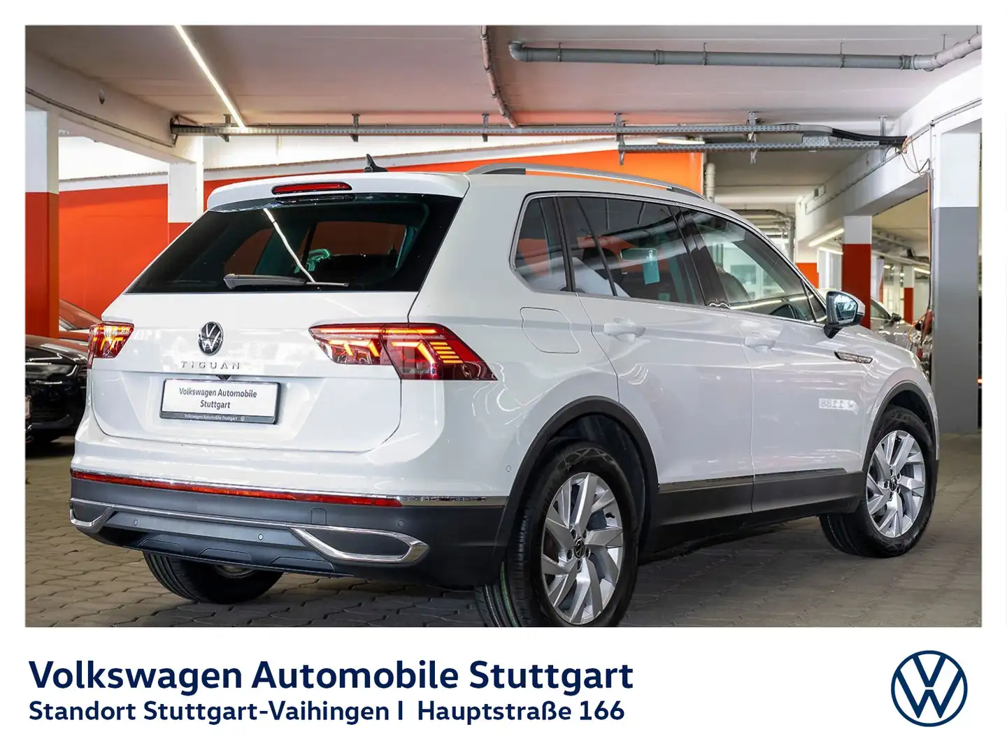 Volkswagen Tiguan Elegance 1.5 TSI Standhzg Klima LED Naiv Weiß - 2