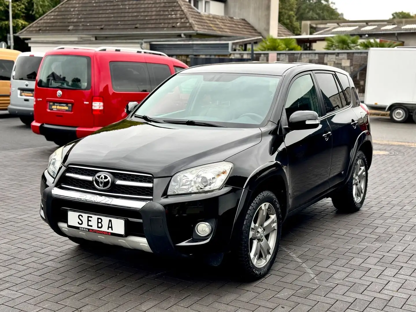 Toyota RAV 4 Executive 4X4 '2.Hand'AHK'Navi'Leder' Schwarz - 1