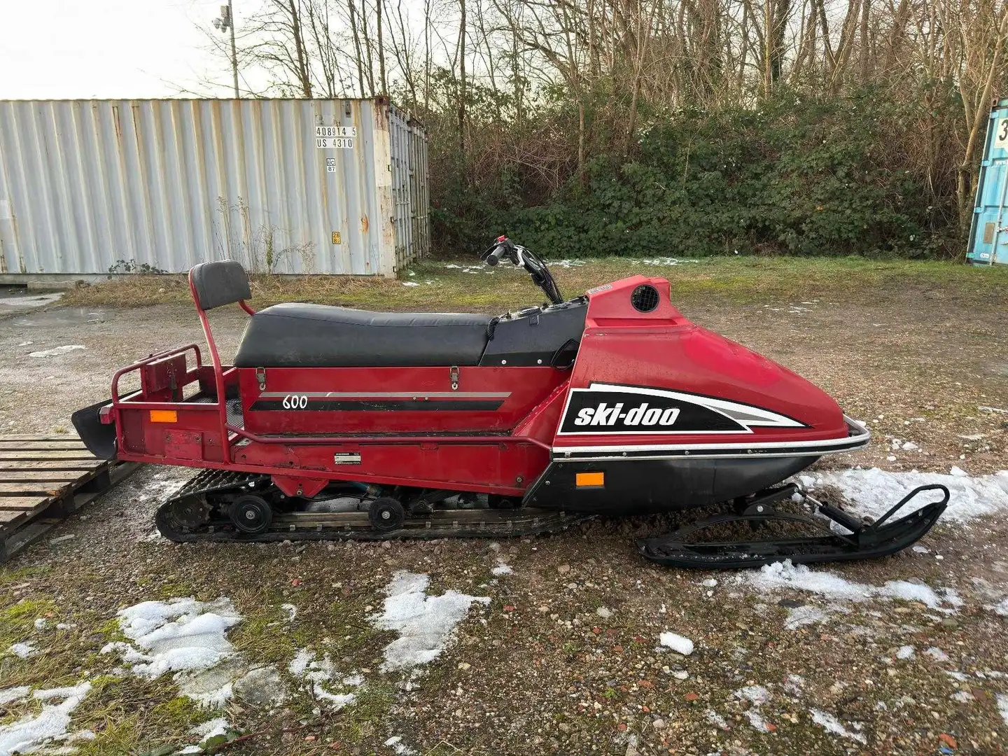 Bombardier ski-doo NORDIK600 GLS Schneemobil Motorschlitten Rood - 2