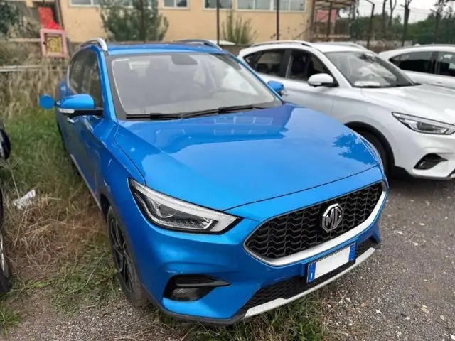 MG ZS view 3