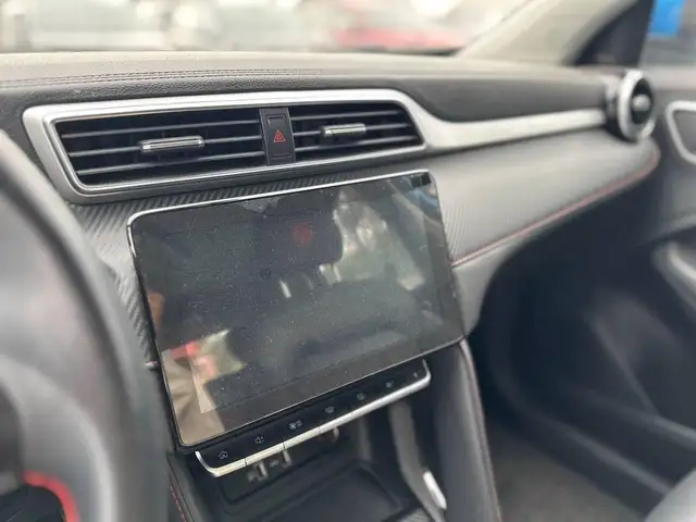 MG ZS view 15