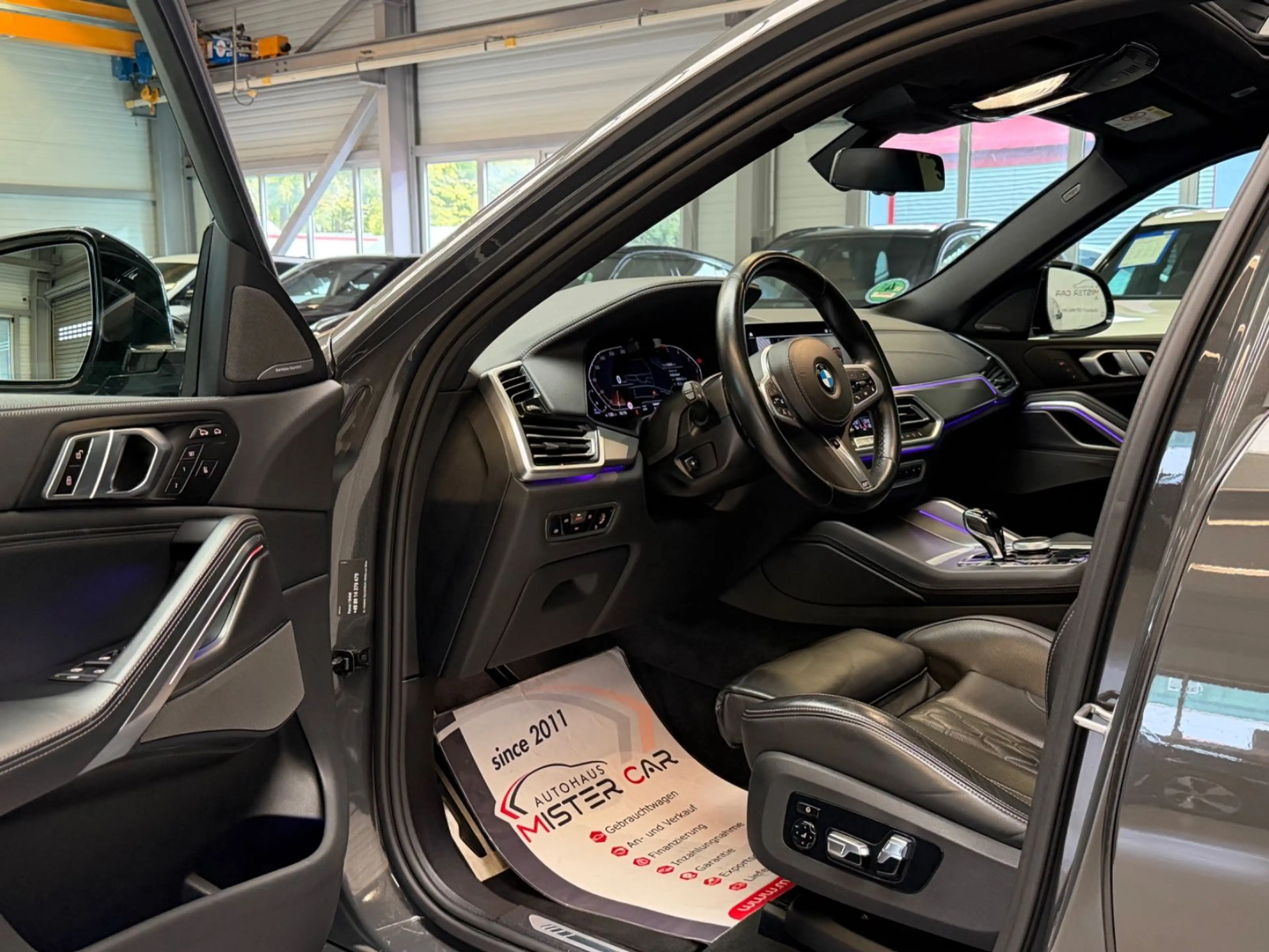 BMW X6 30d M Sport M-SITZE/PANO/LASER/AHK/ICONIC/21 — photo 11