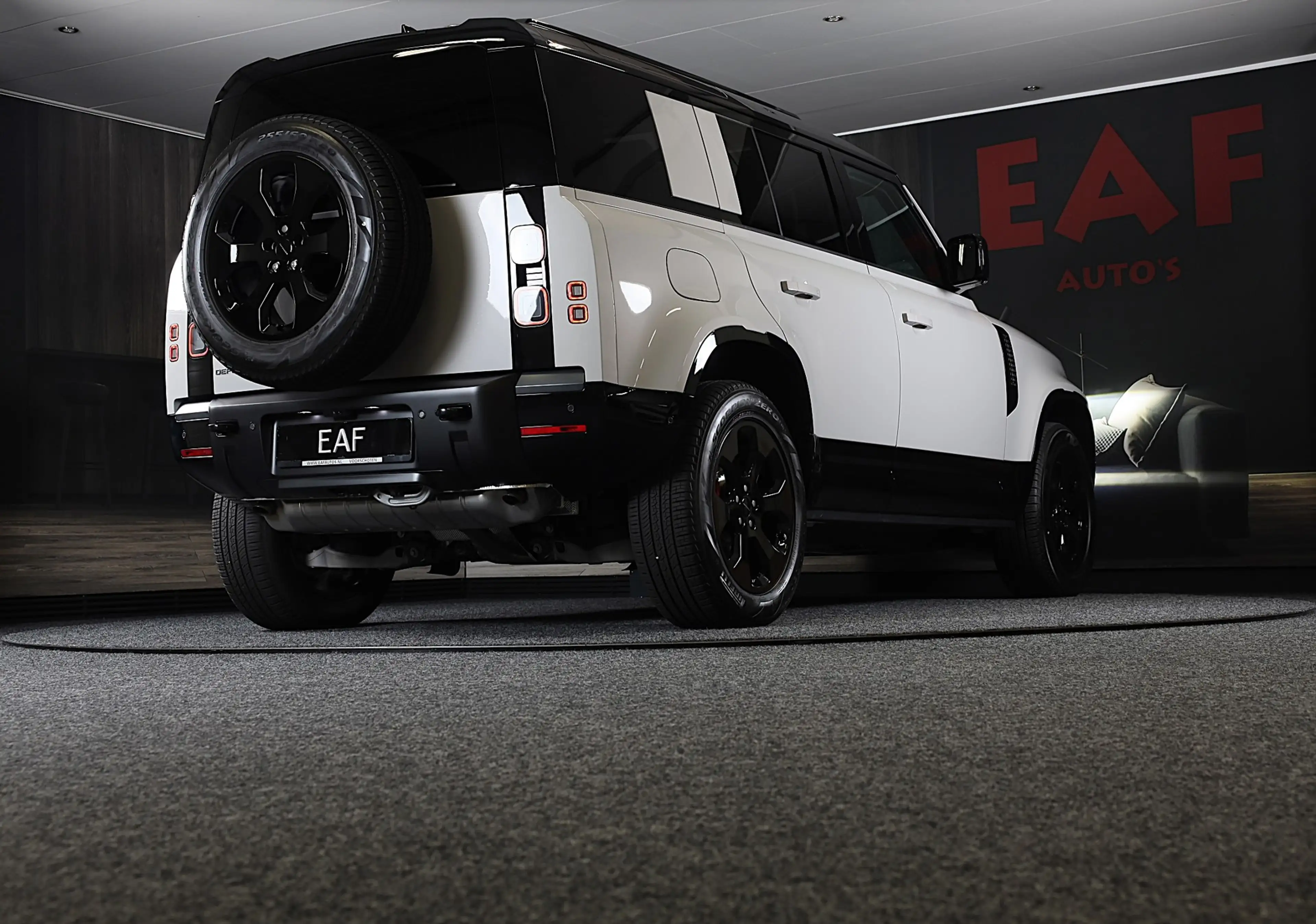 Land Rover Defender 110 2.0 P300e 110 X-Dynamic SE FACELIFT / Memory / — photo 5