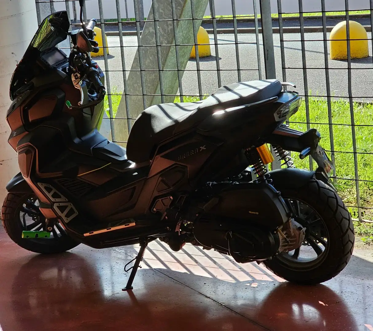 KL Motors Brera X 125 Чёрный - 2