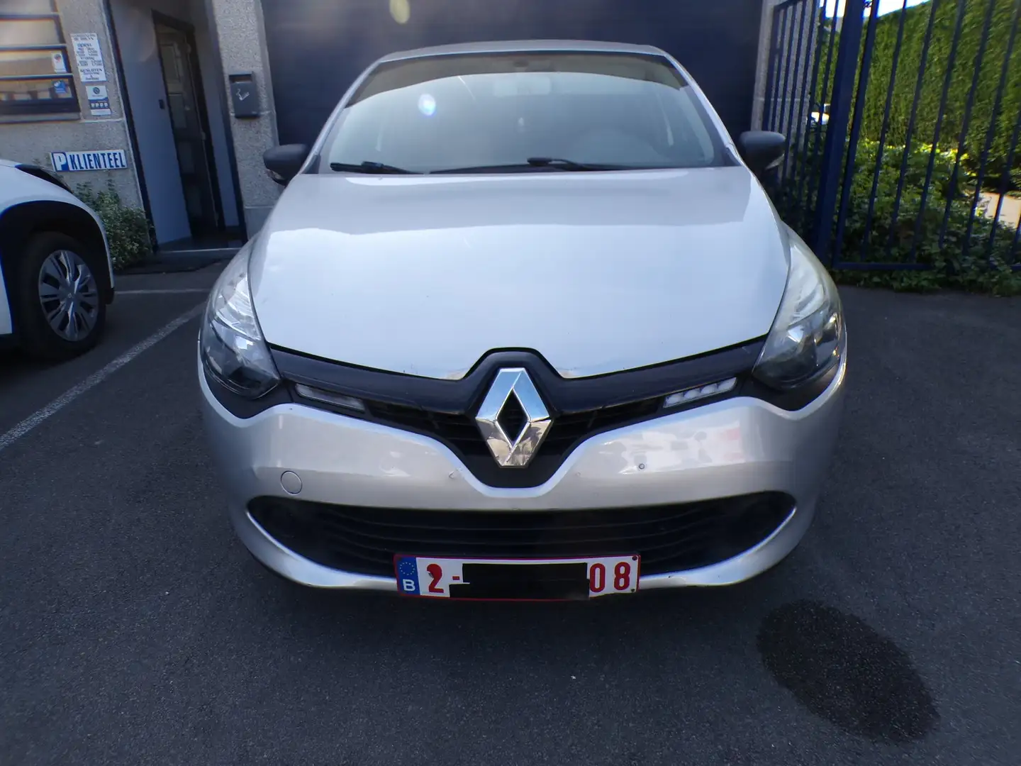 Renault Clio 1.2i - 2