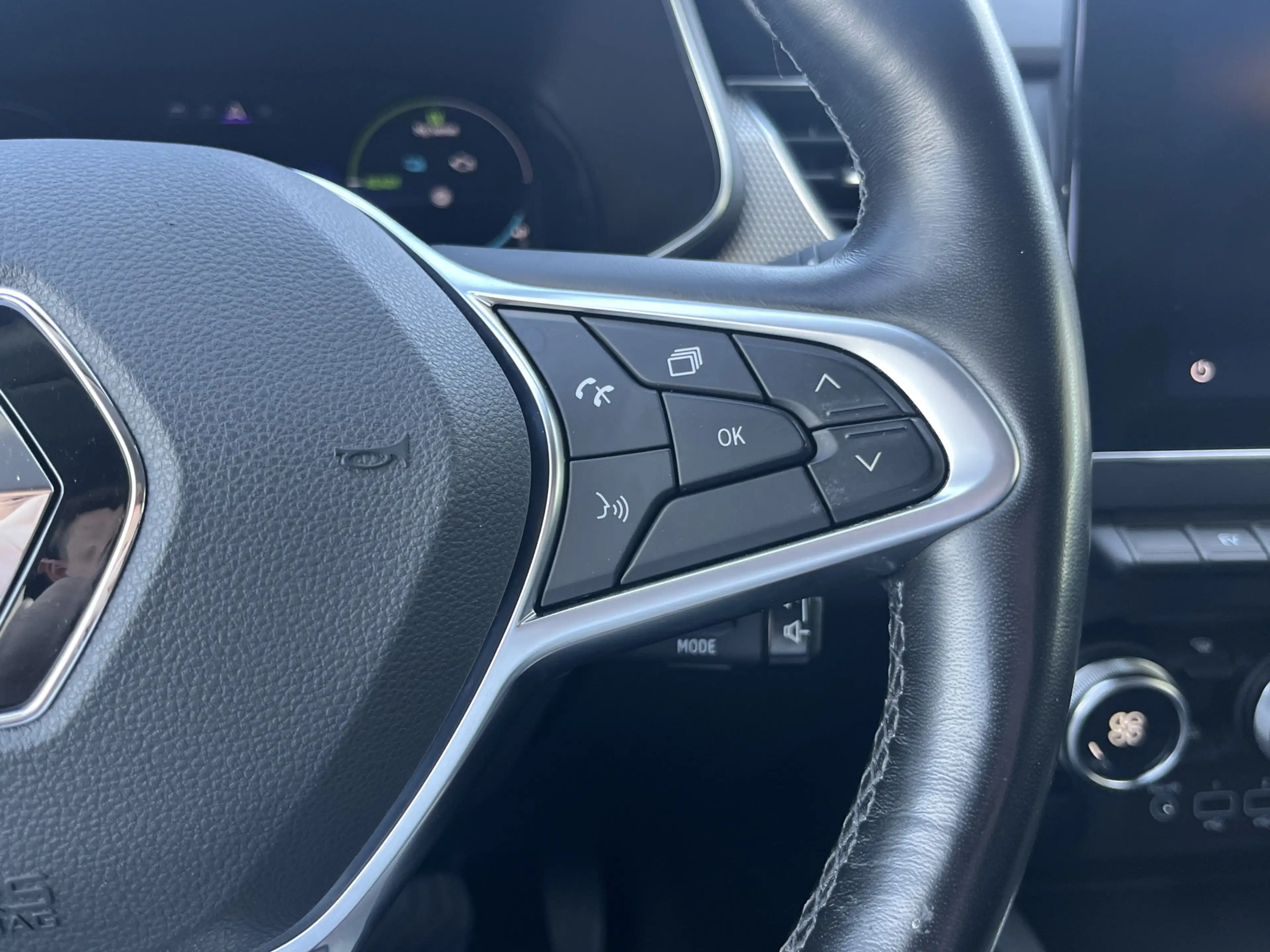 Renault Arkana 1.6 E-Tech Hybrid 145 PK Intens / Camera / Dode ho — photo 26