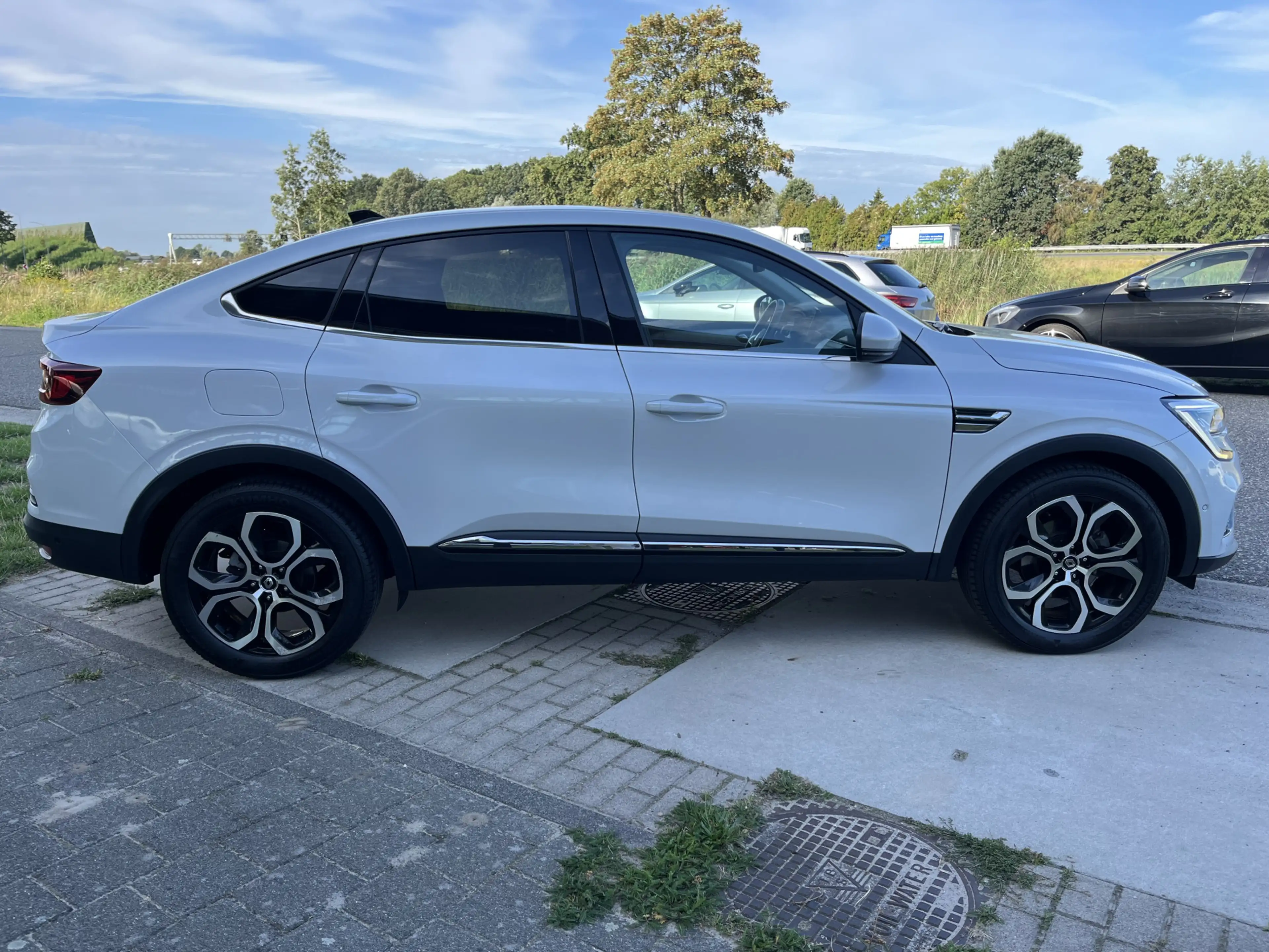 Renault Arkana 1.6 E-Tech Hybrid 145 PK Intens / Camera / Dode ho — photo 10
