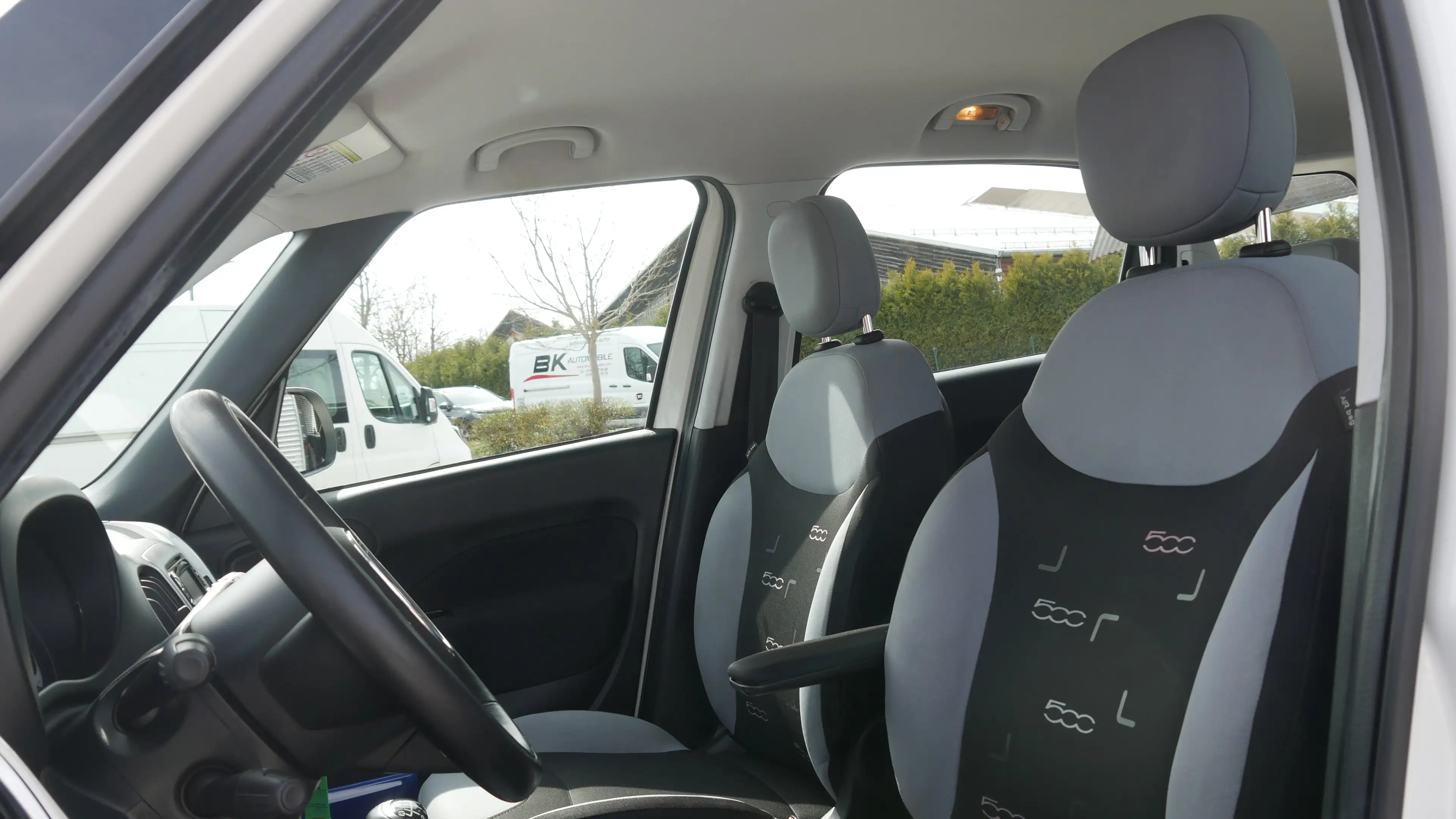 Fiat 500L TÜV,- Kundendienst Neu Sitzheiz. Klima Tempomat — photo 12