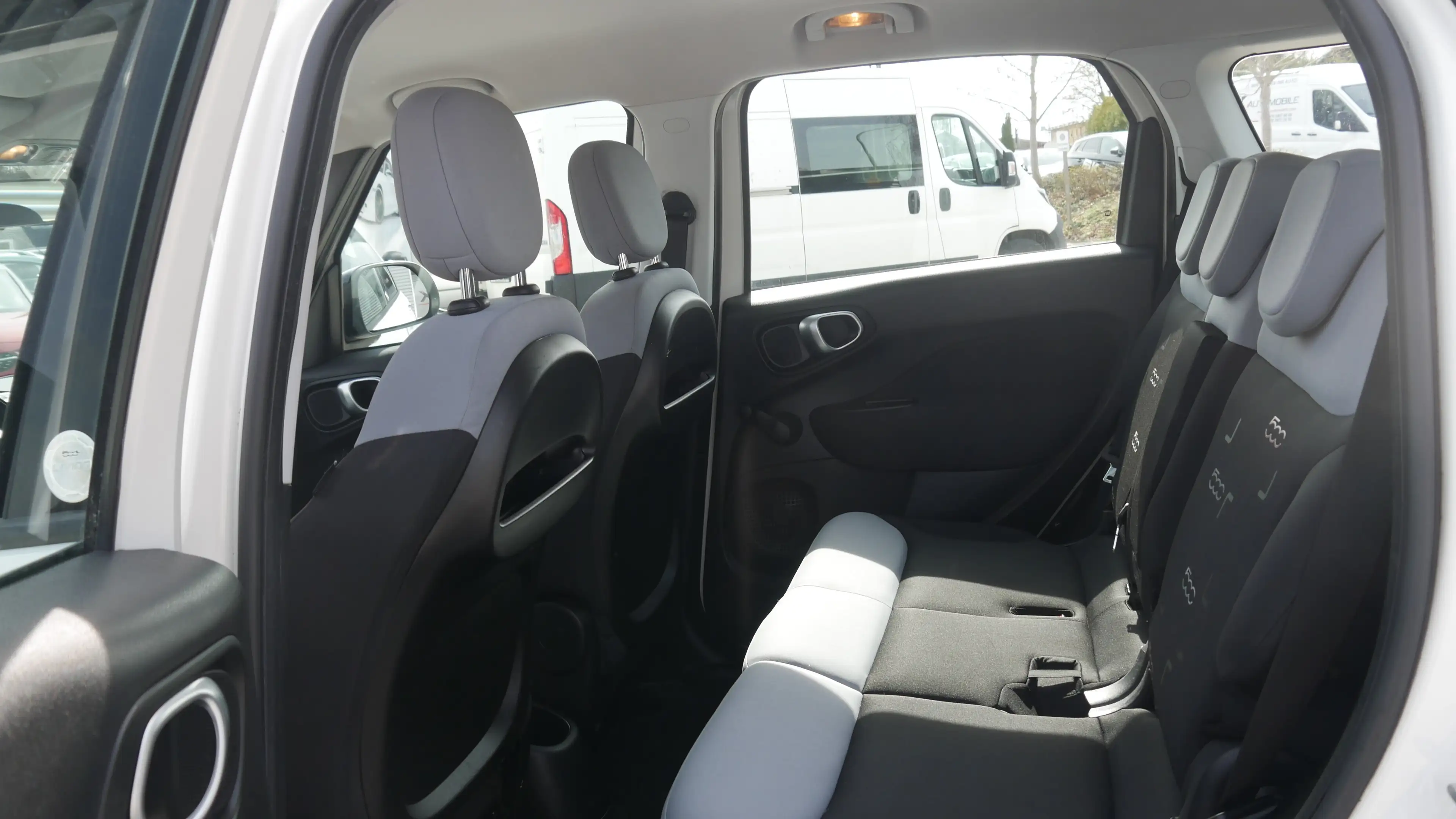 Fiat 500L TÜV,- Kundendienst Neu Sitzheiz. Klima Tempomat — photo 13
