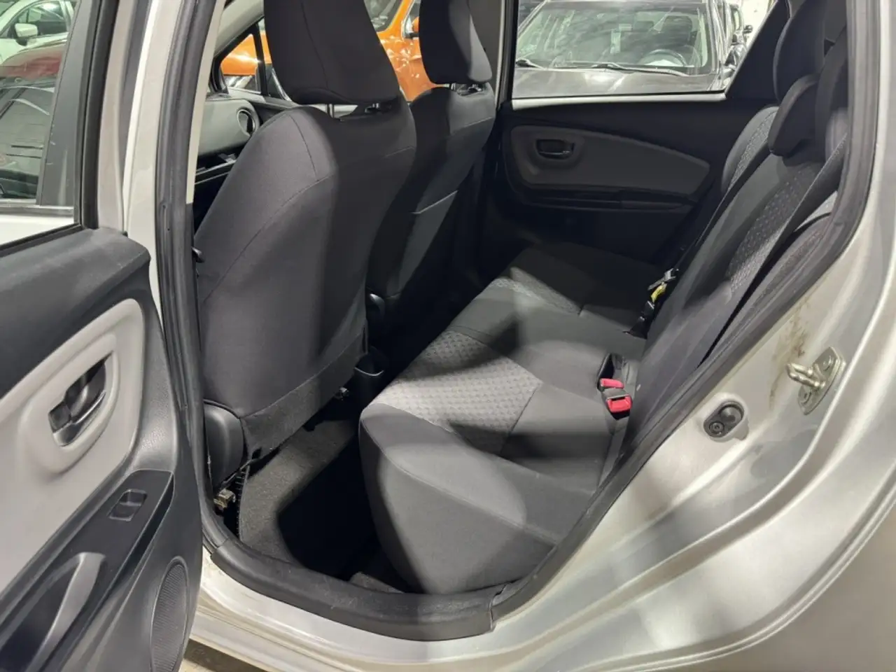 Toyota Yaris снимка Toyota Yaris