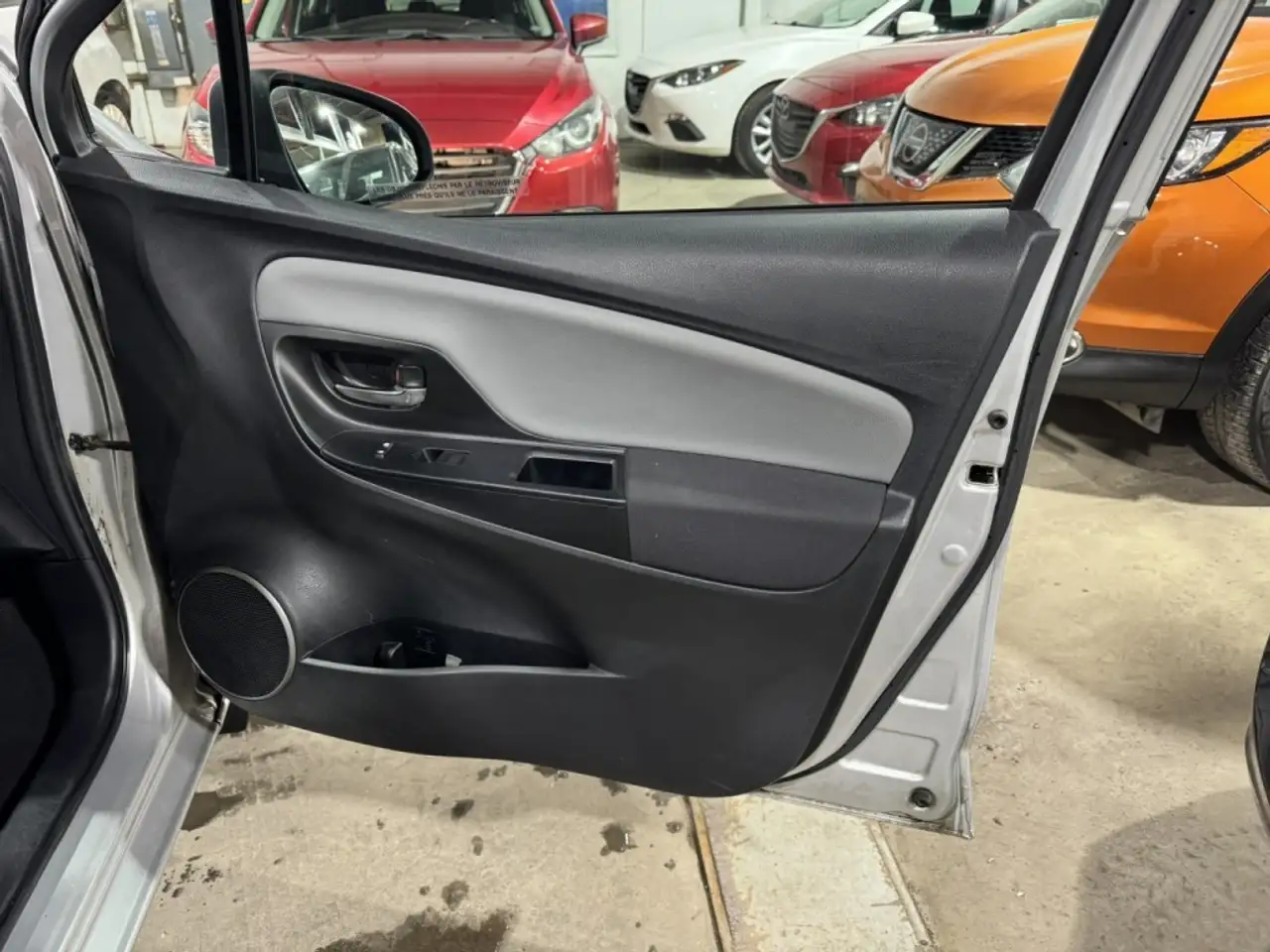 Toyota Yaris снимка Toyota Yaris