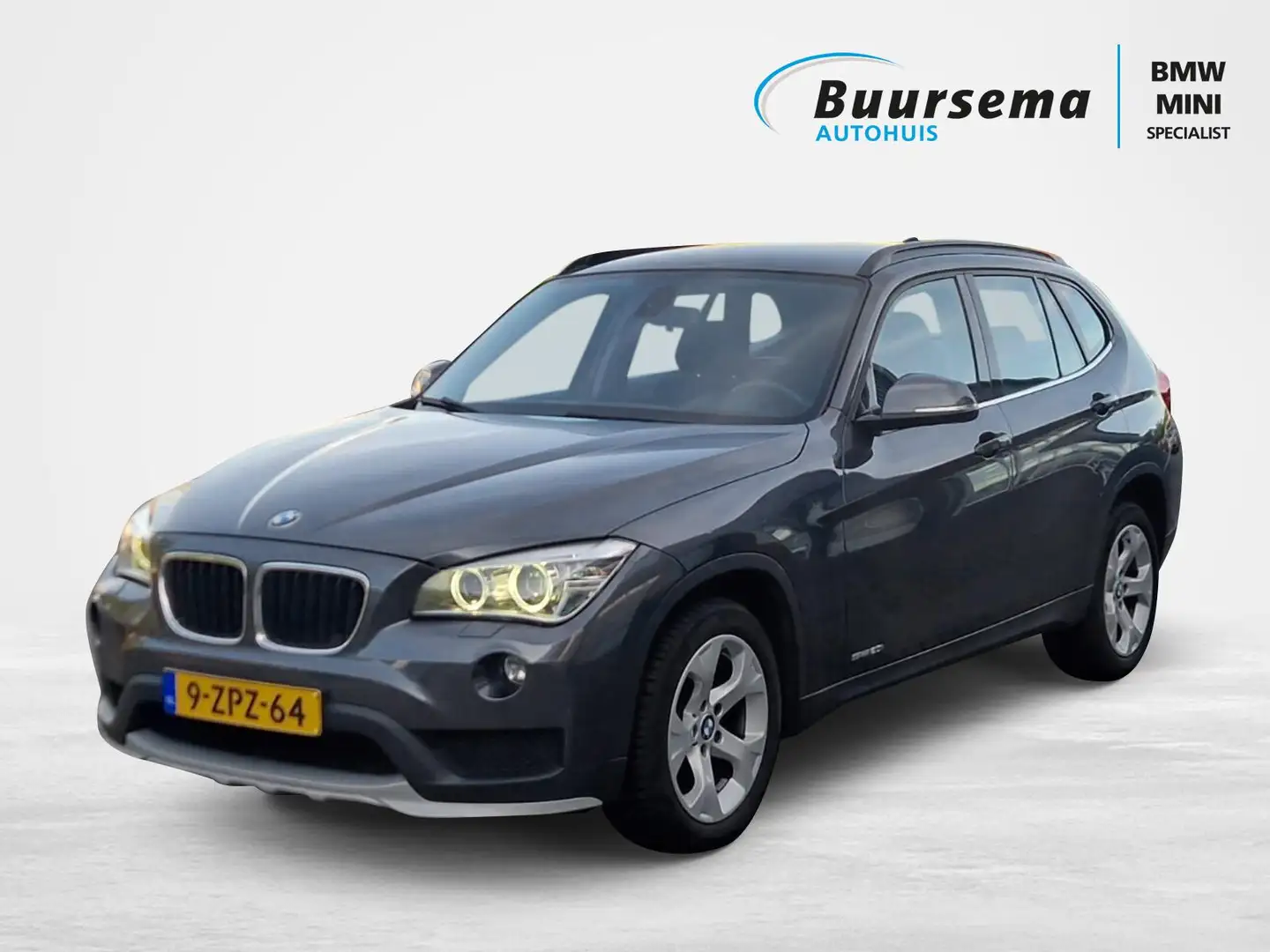 BMW X1 sDrive20i Executive | Automaat | Navigatie | Trekh Gris - 2