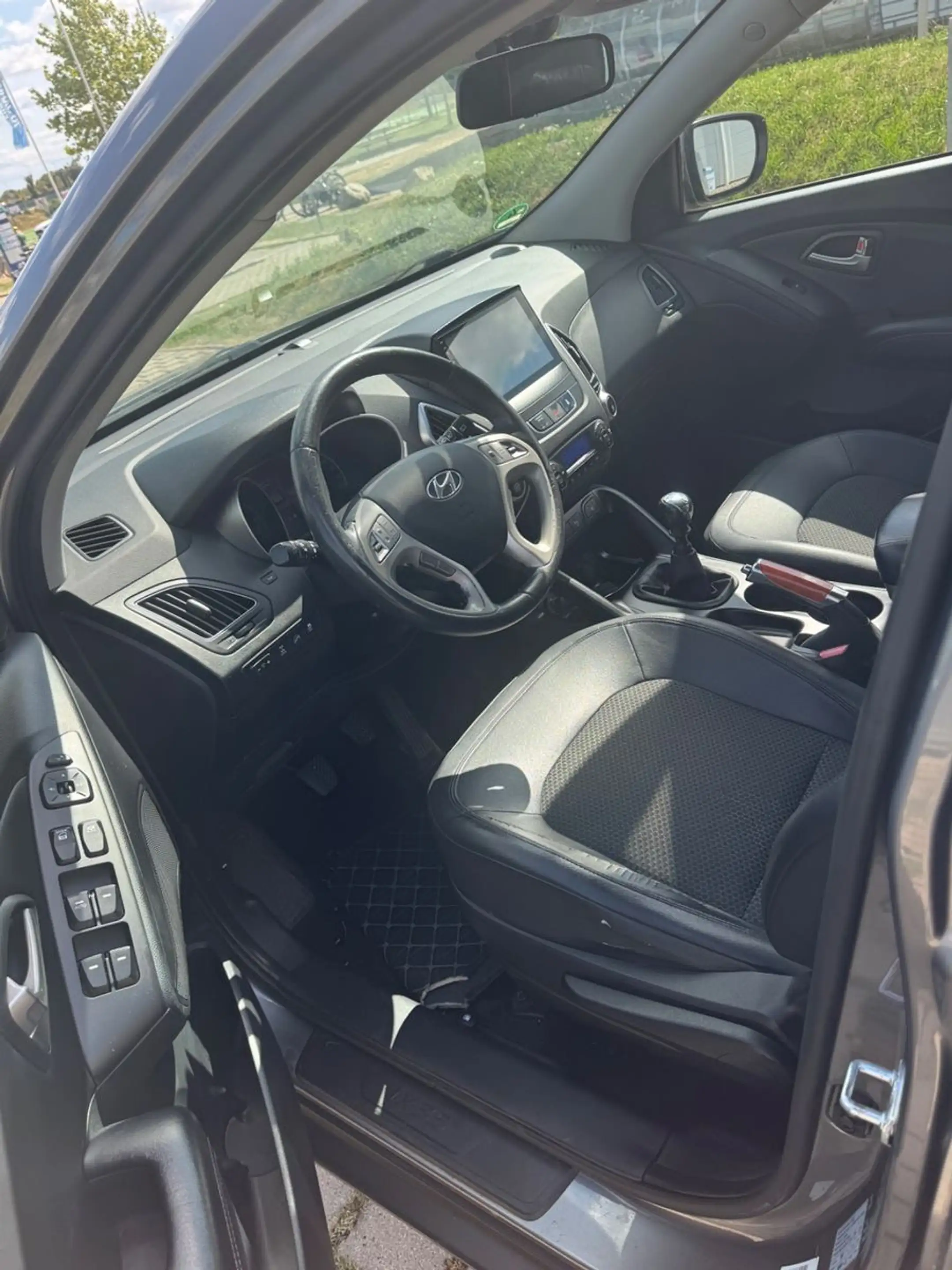 Hyundai iX35 Style 4WD 2.0 184PS Anhängerkupplung Klima — photo 11