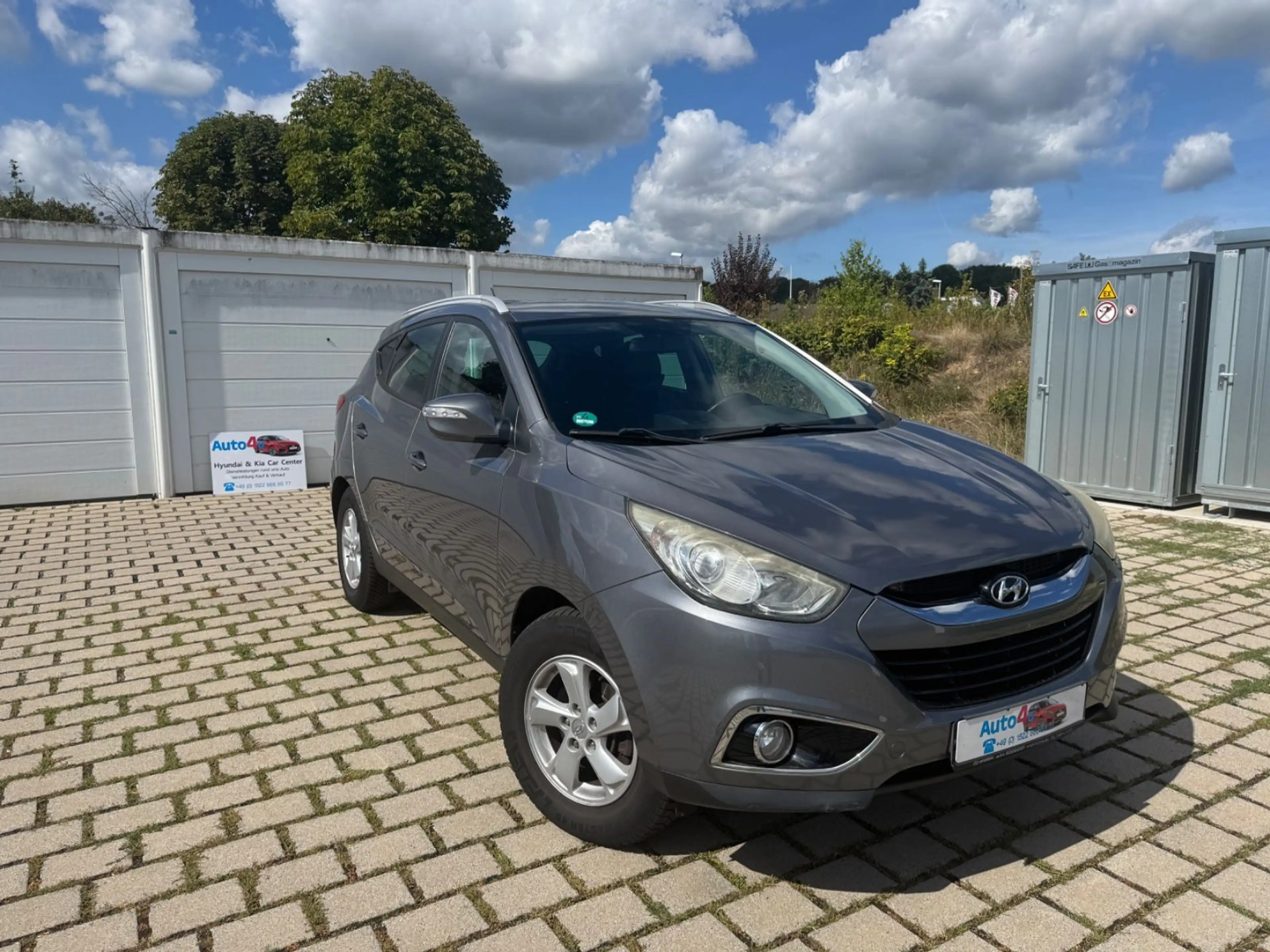 Hyundai iX35 Style 4WD 2.0 184PS Anhängerkupplung Klima